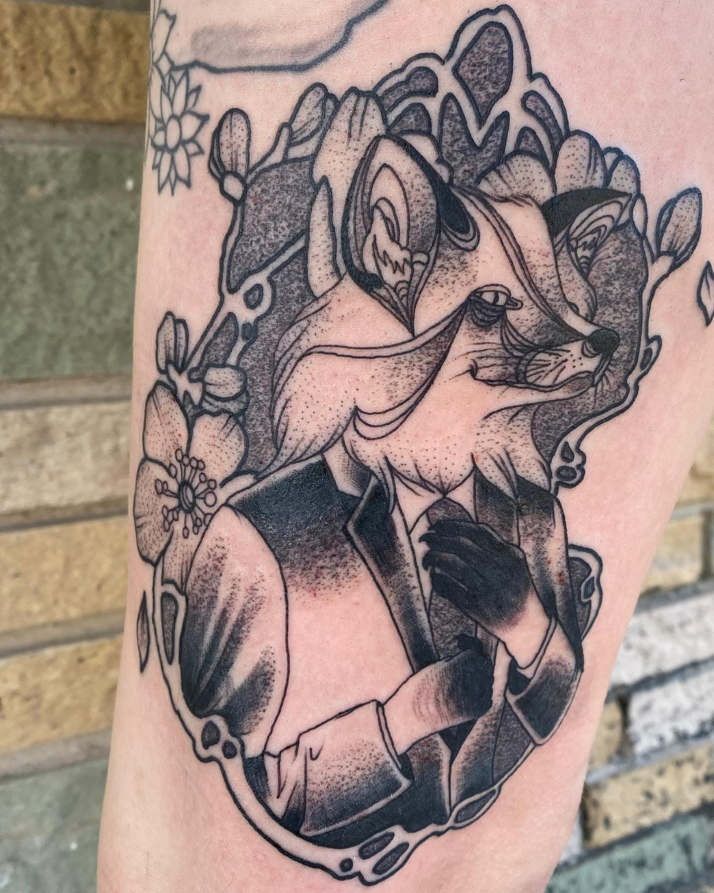Tattoo by @juliebirdtattoos β dotwork, geometric