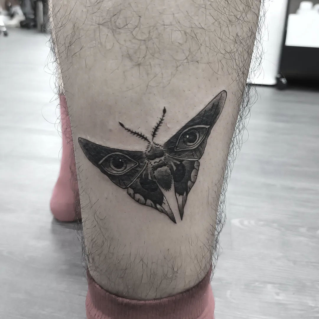 Tattoo by @dark_is_bright_ink — black_and_grey, geometric