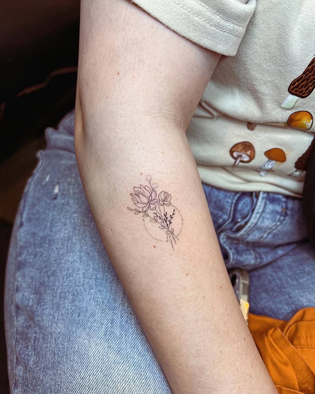 Tattoo by @takyro_finelinetattoo — fine_line, minimalist