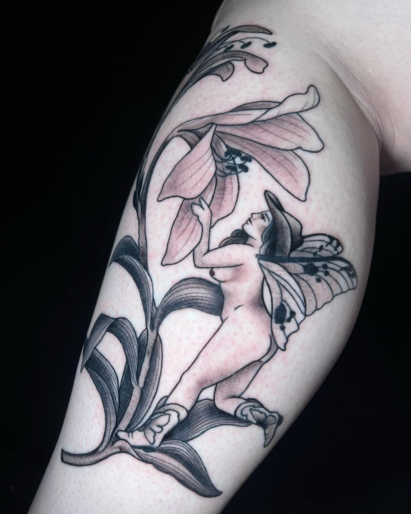 Tattoo by @ambergreytattoos — black_and_grey