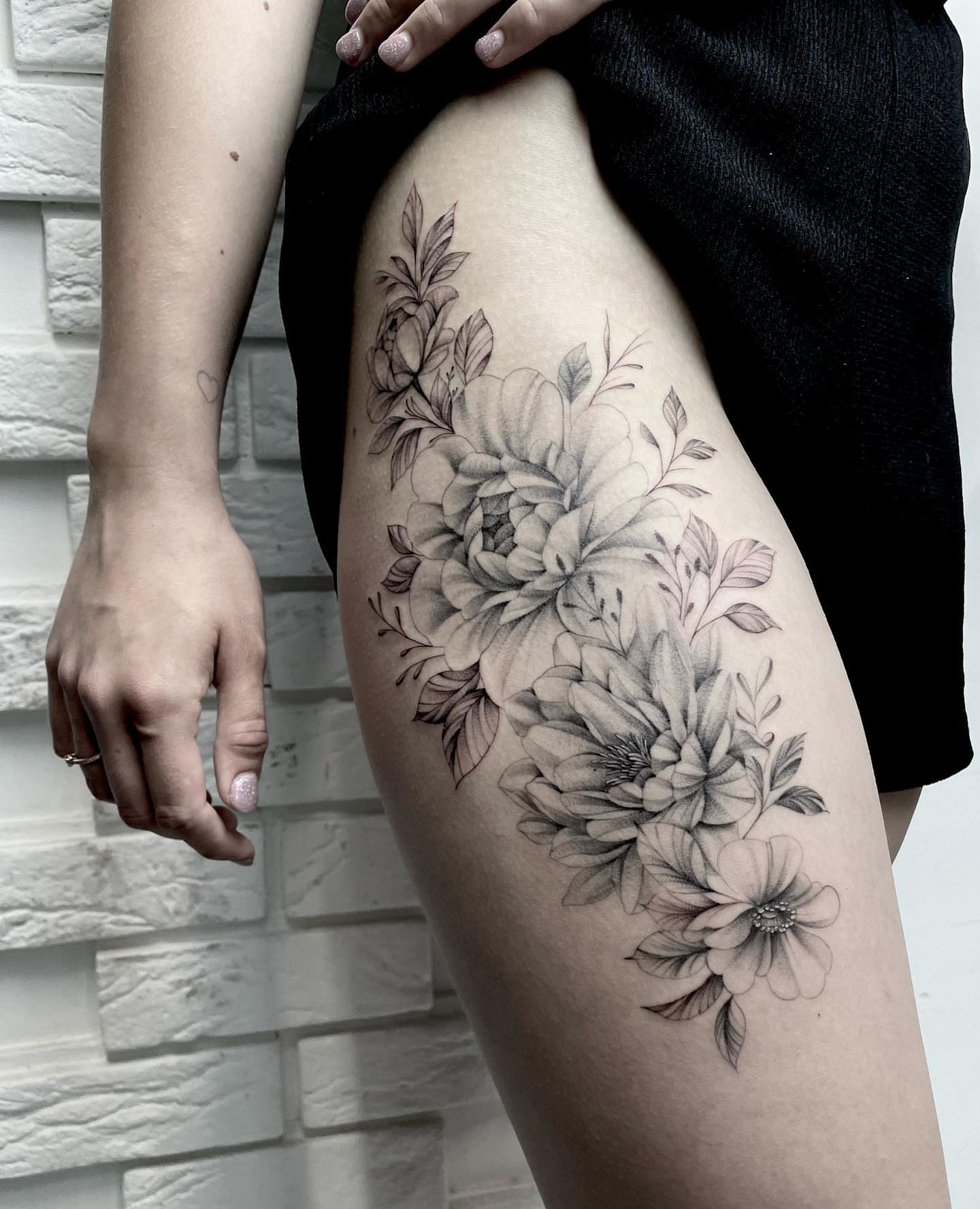 Tattoo by @tattoo__garden β black_and_grey