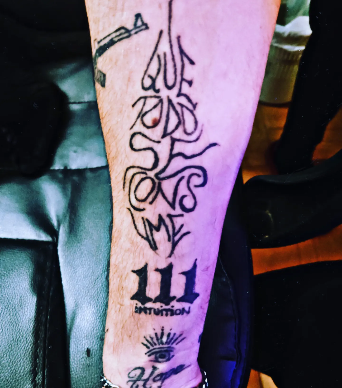 Lettering lettering script tattoo on the forearm by Tatuadora & Piercer