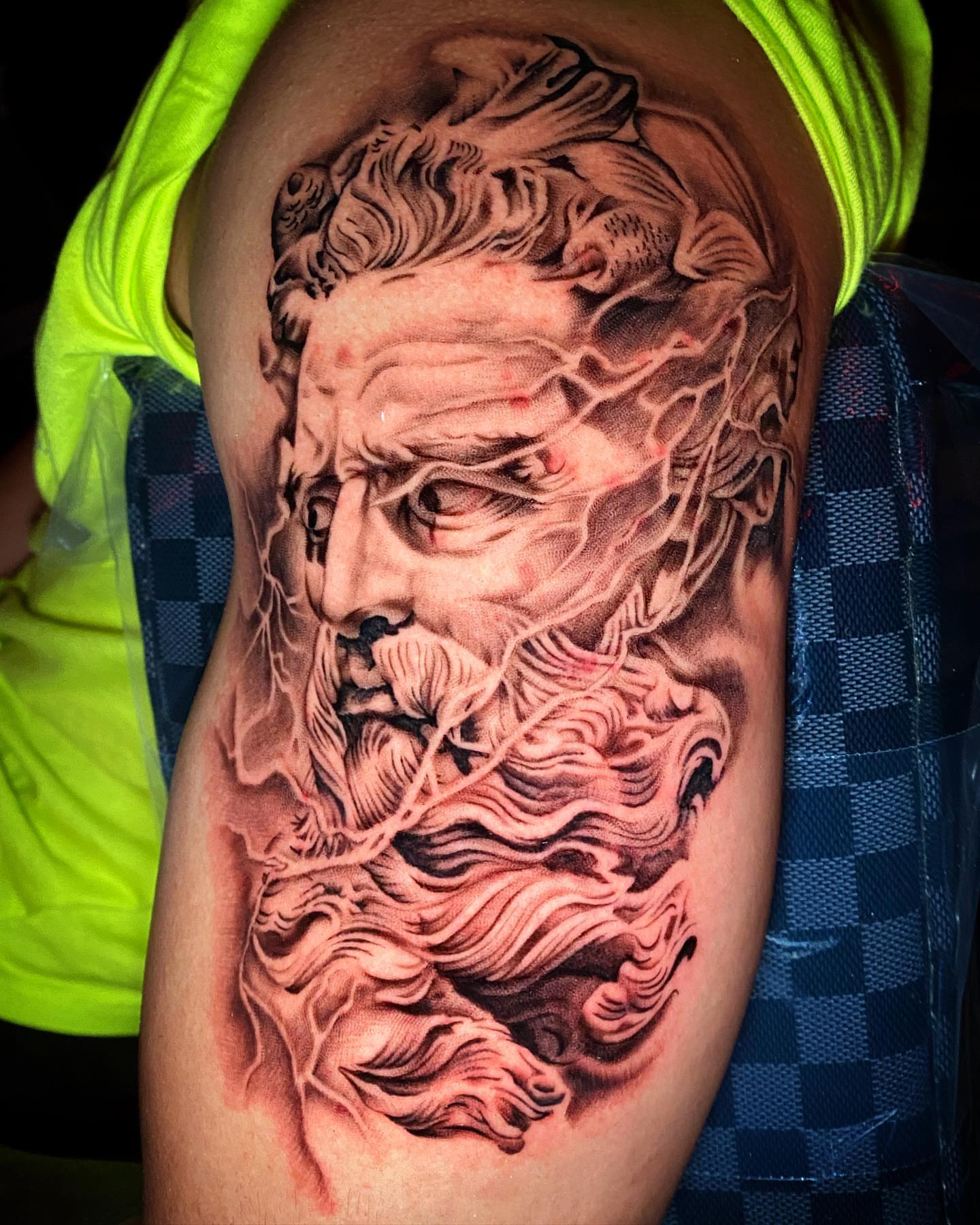 Tattoo by @resnink โ realism