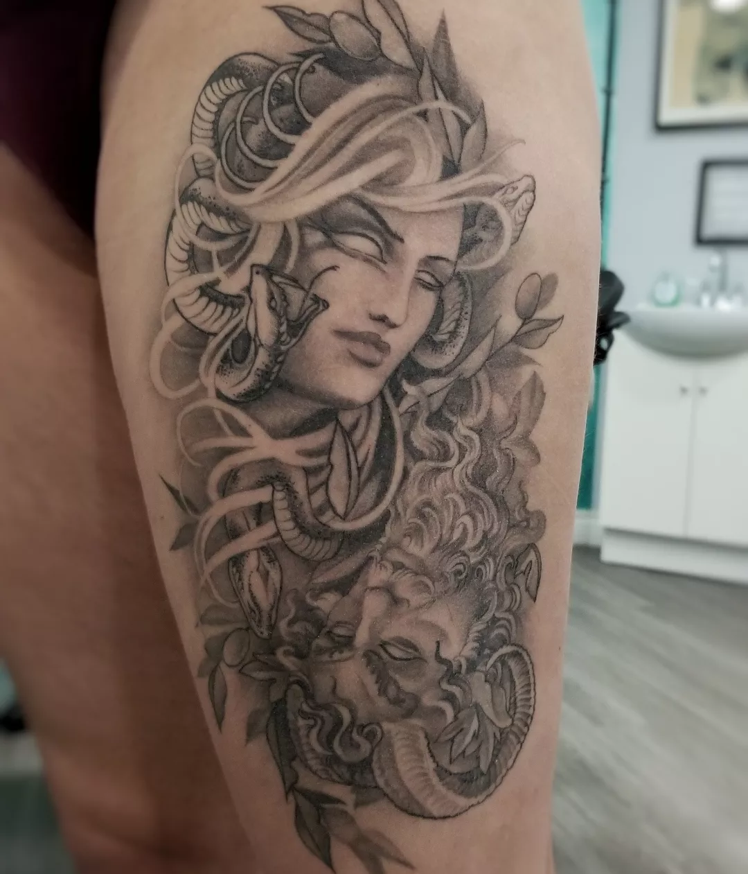 Tattoo by @_robynjade — black_and_grey, realism
