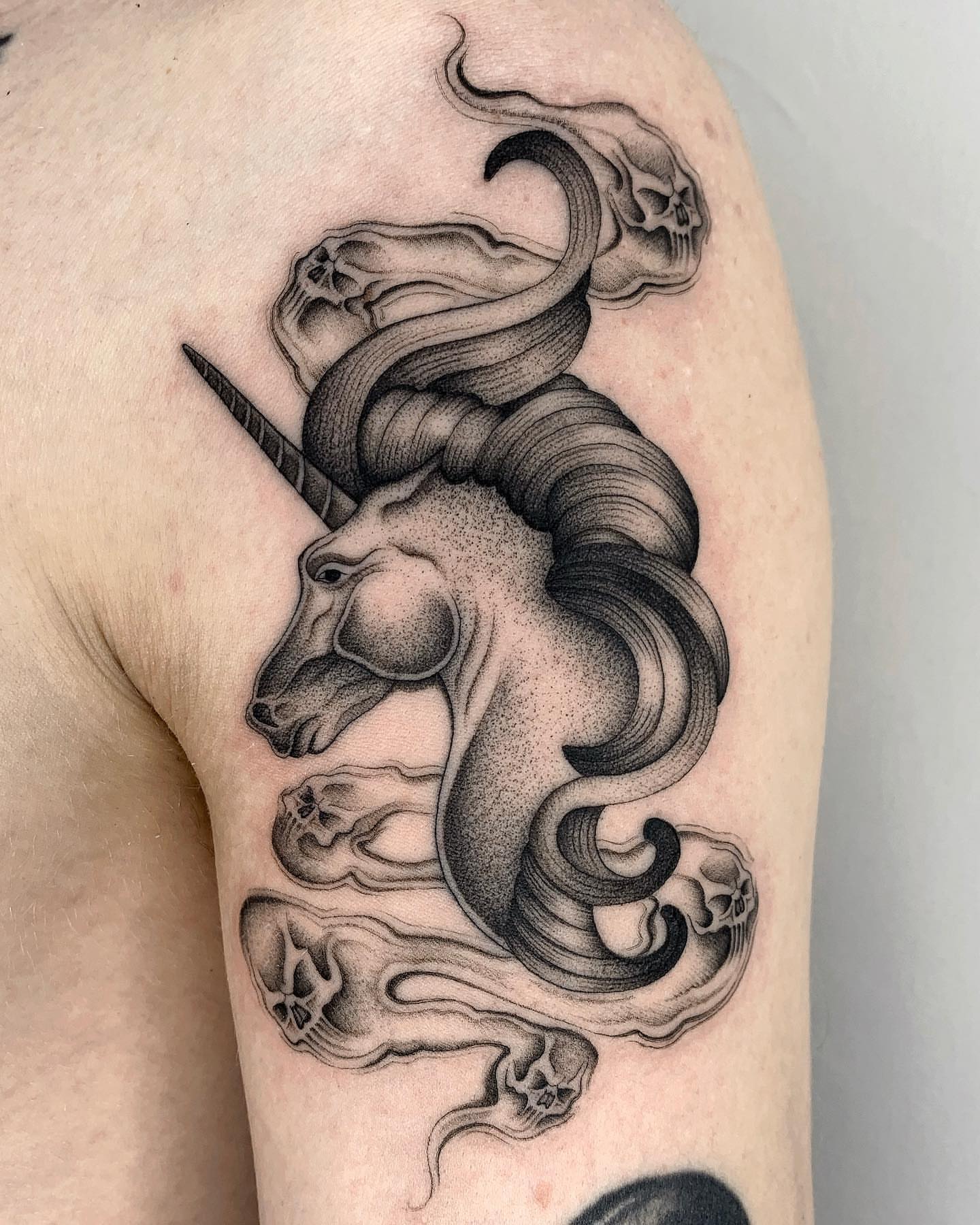 Tattoo by @tiyannagarlic — black_and_grey, dotwork
