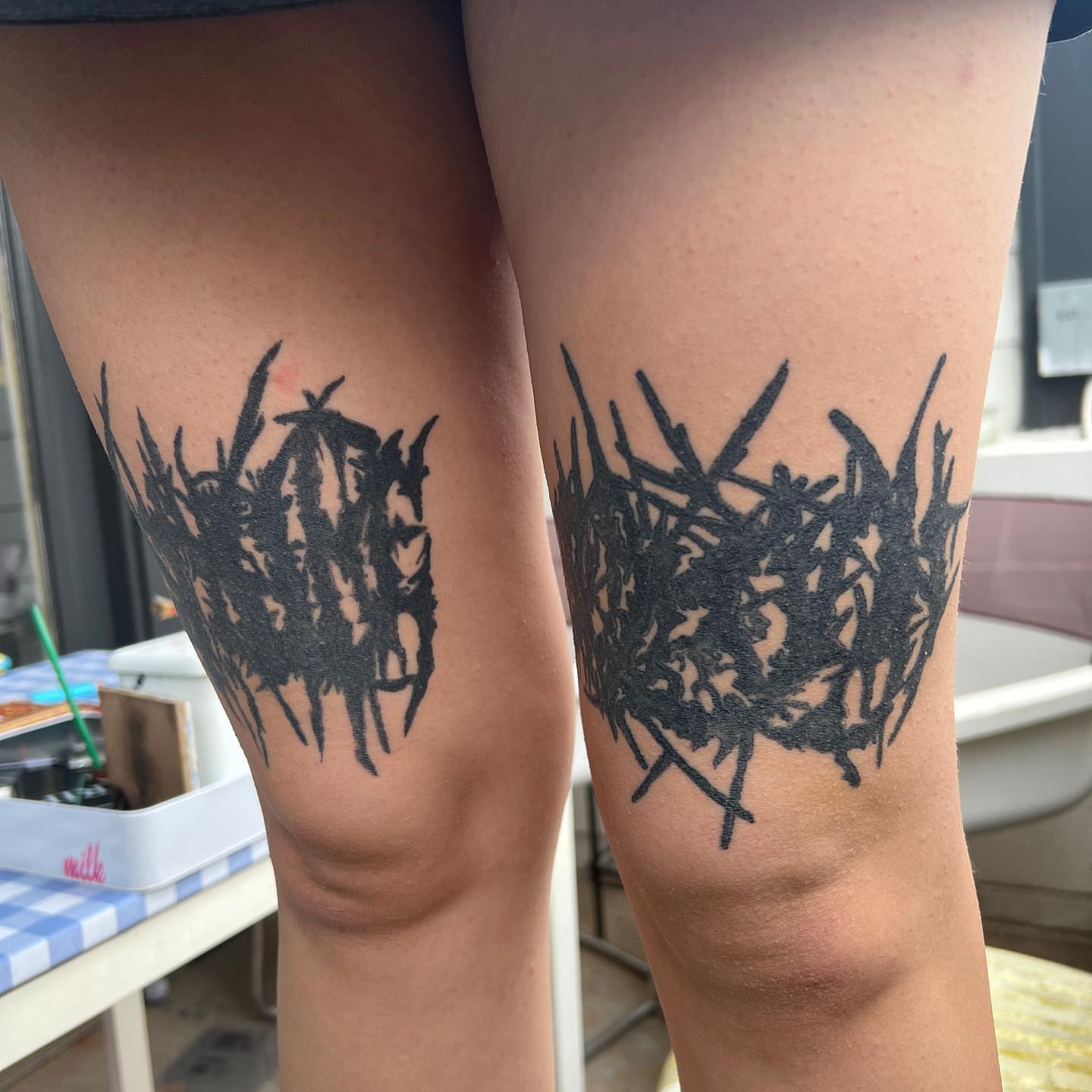 Crown of thorns black and grey tattoo on the thigh by mars