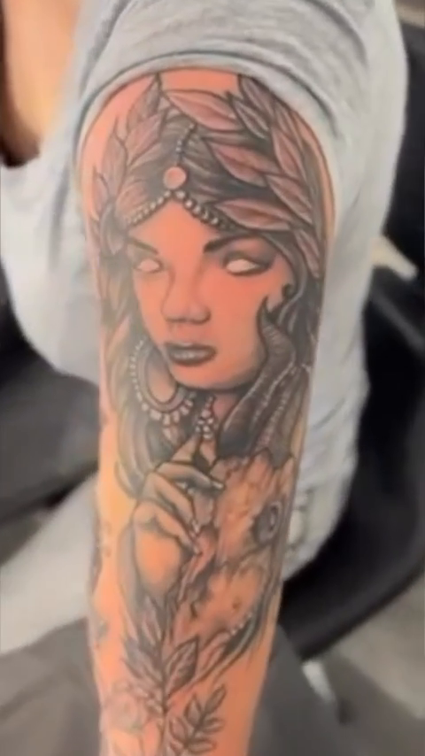 Tattoo by @amieinkadelik — black_and_grey, realism
