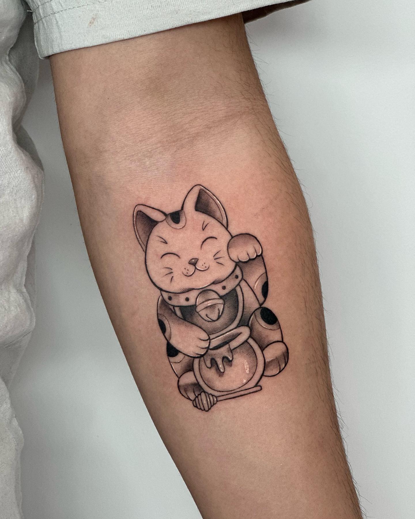 Tattoo by @abryvtattoos — black_and_grey