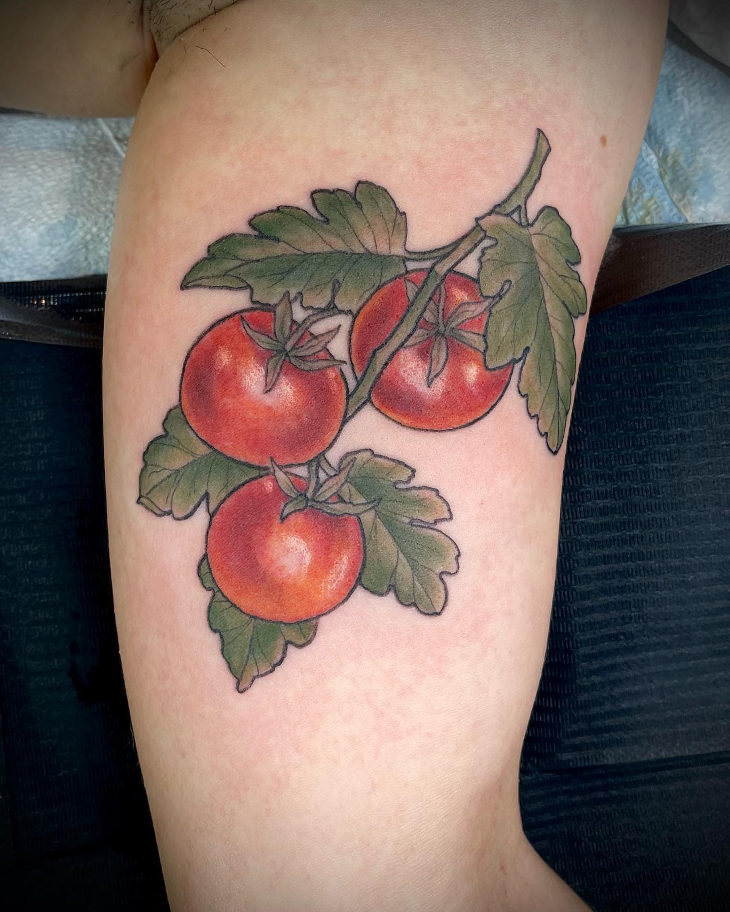 Tattoo by @tattoosbyanna — realism