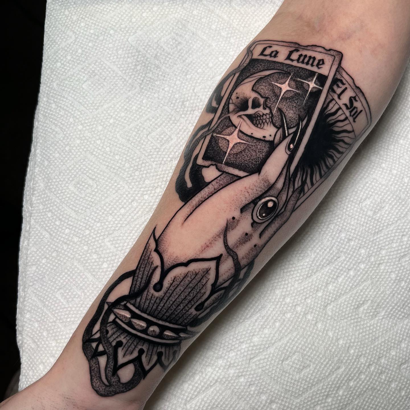 Tattoo by @saralewistattoo — black_and_grey