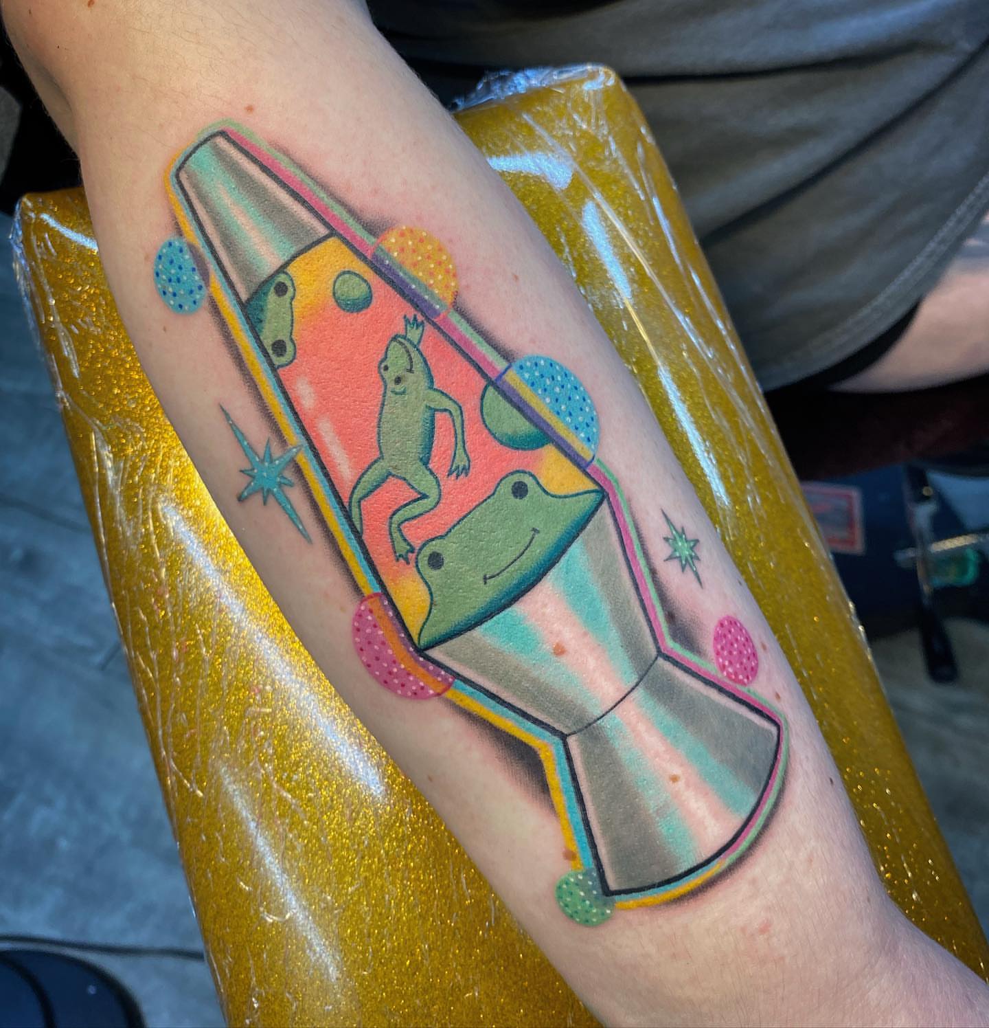 Tattoo by @jhowelltattoos — new_school, geometric