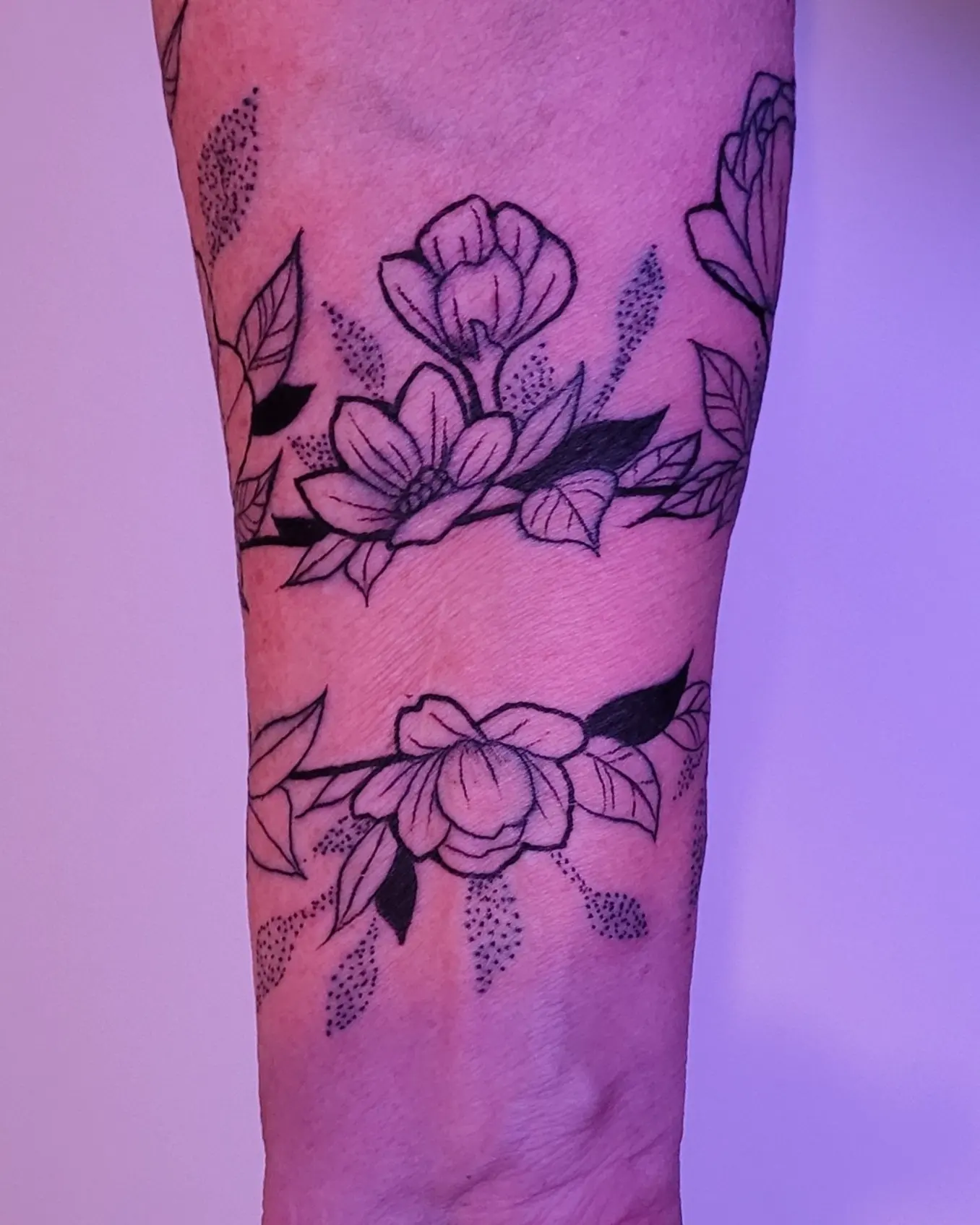 Tattoo by @infiniteink_tattoocollective — dotwork