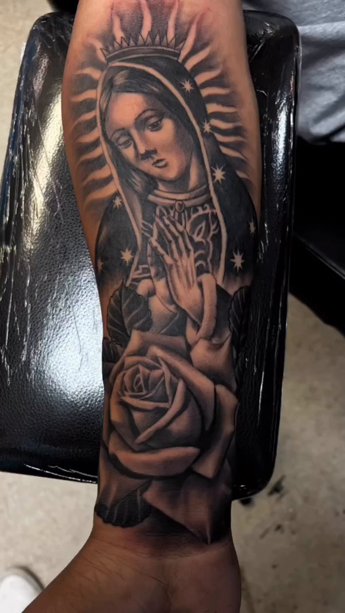 Virgin Mary and rose realism tattoo by Anthony Coleman, Midland, Texas