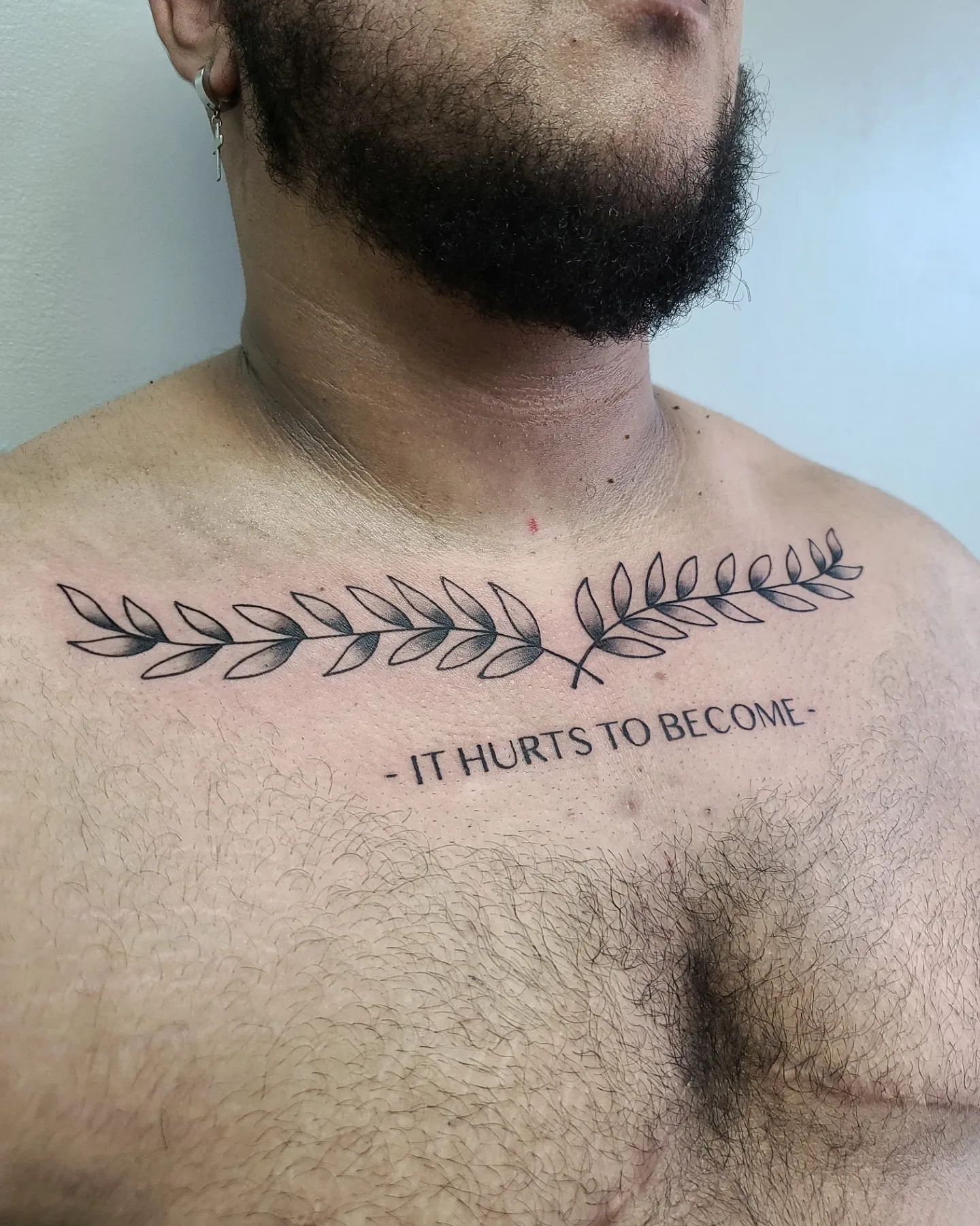 Wreath black and grey tattoo on the chest by ʙʀɪᴀɴɴᴀ 𝒁𝑶𝑴𝑩𝑹𝑰𝑬 ᴛᴀᴛᴛᴏᴏꜱ