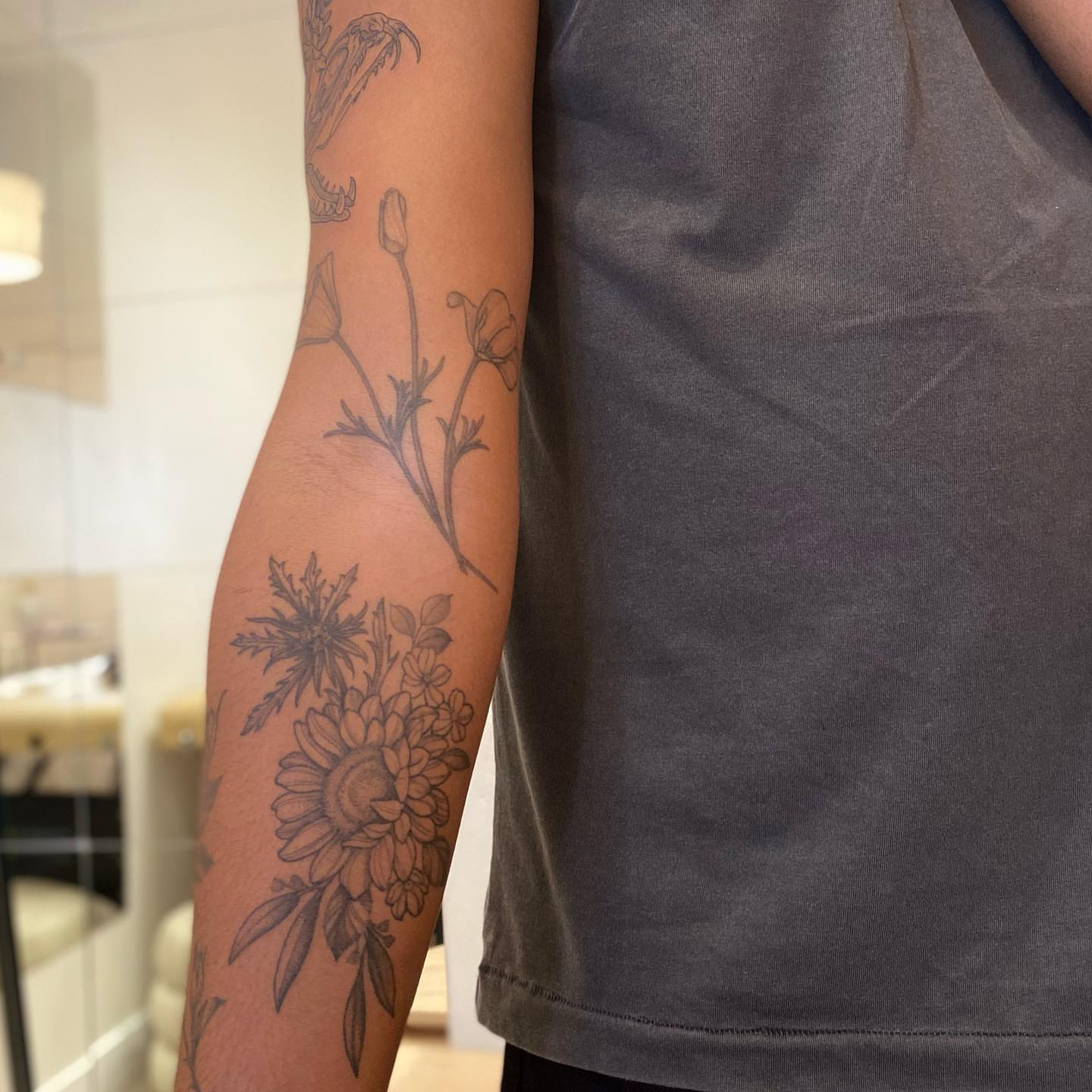 Tattoo by @liannadefleur β black_and_grey