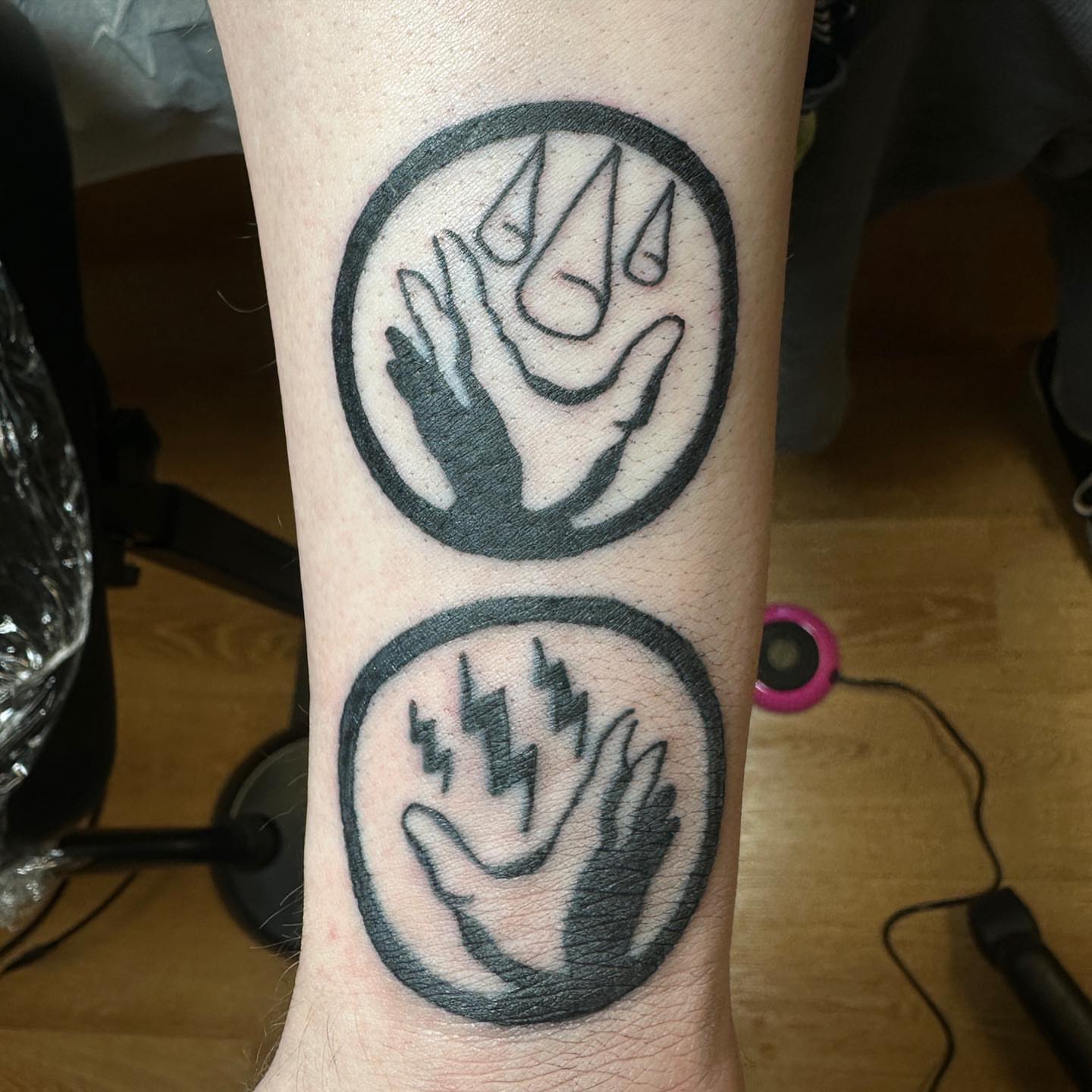 Tattoo by @madwashtattoos — black_and_grey