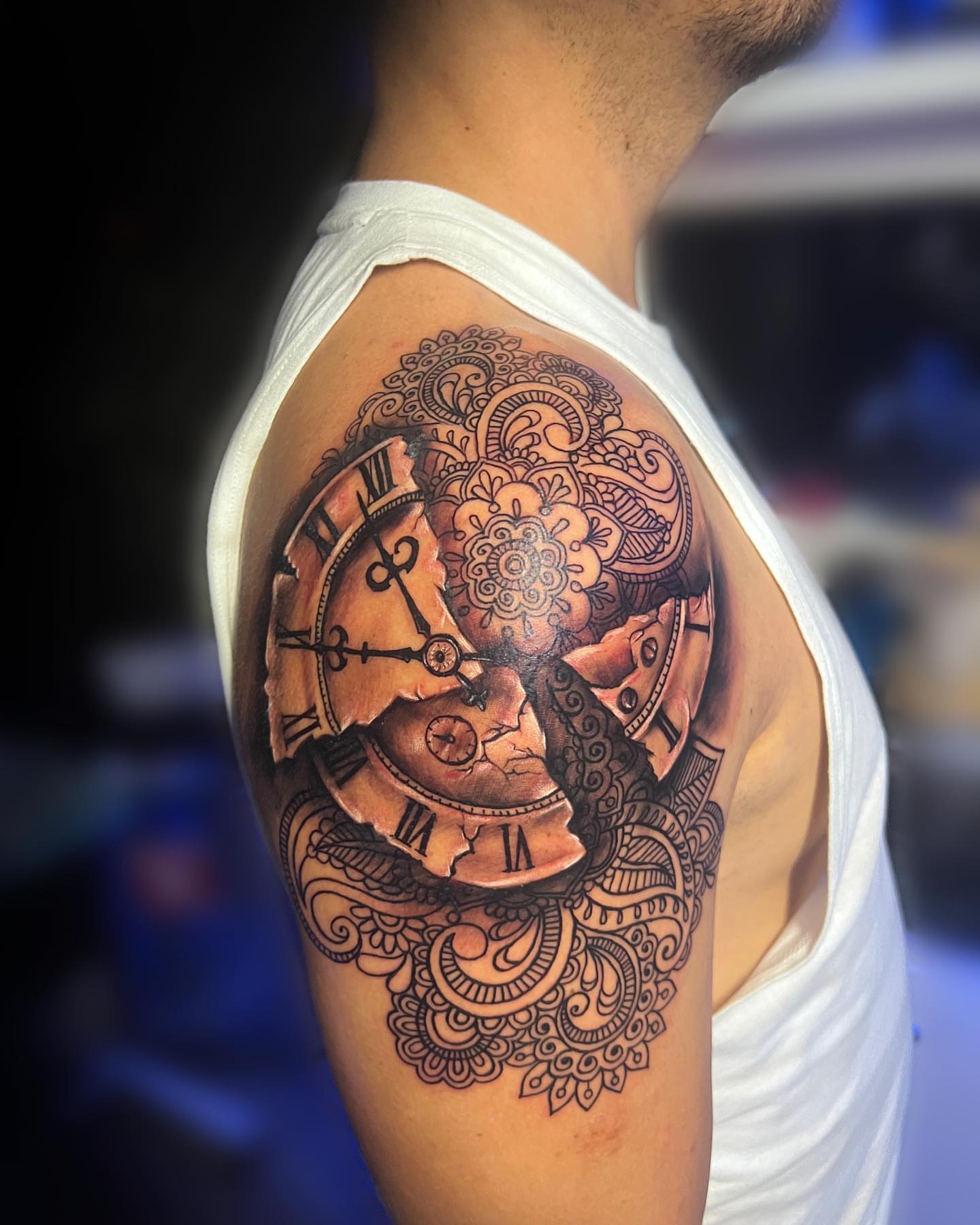 Tattoo by @j2k_tattoo_ — black_and_grey, geometric