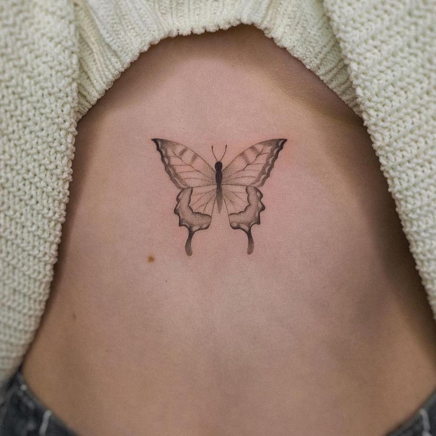 Tattoo by @devamariyaa โ black_and_grey