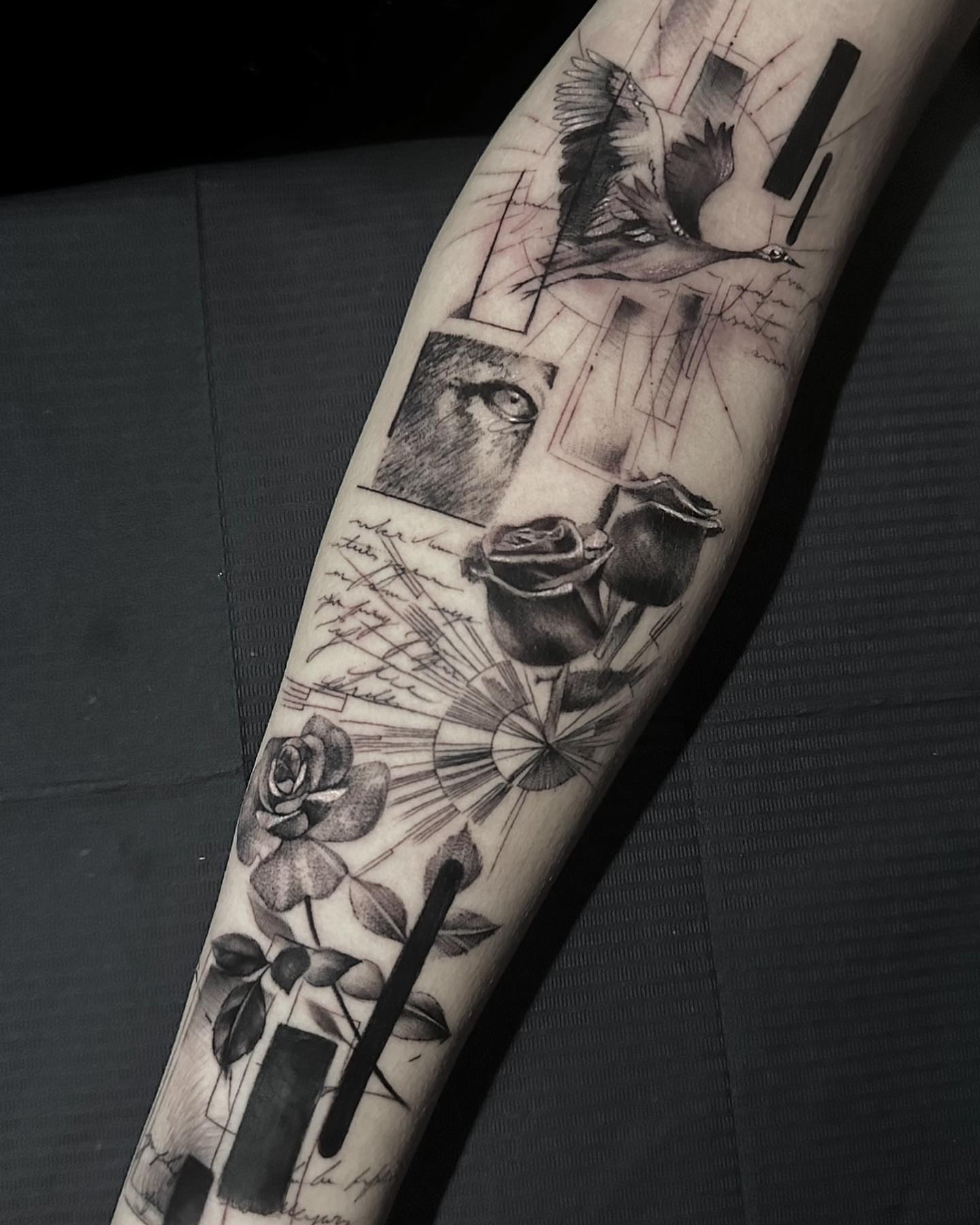 Tattoo by @morenotattoow — black_and_grey, geometric