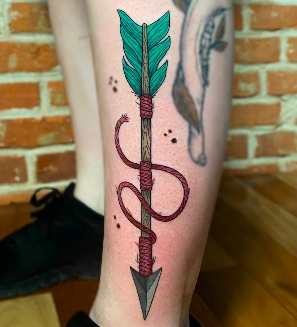 Arrow neo-traditional tattoo on the forearm by Alicia