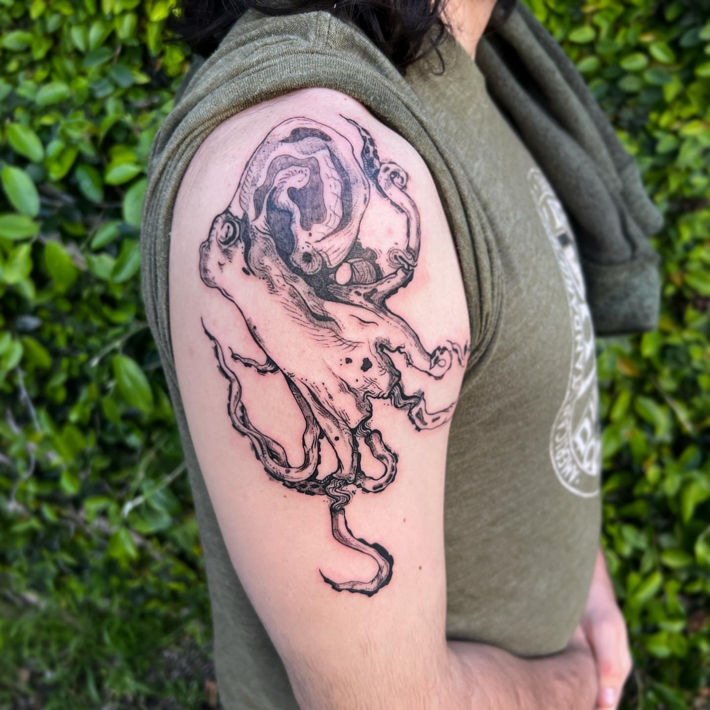 Octopus black and grey tattoo on the shoulder by ᴀmb⃘er