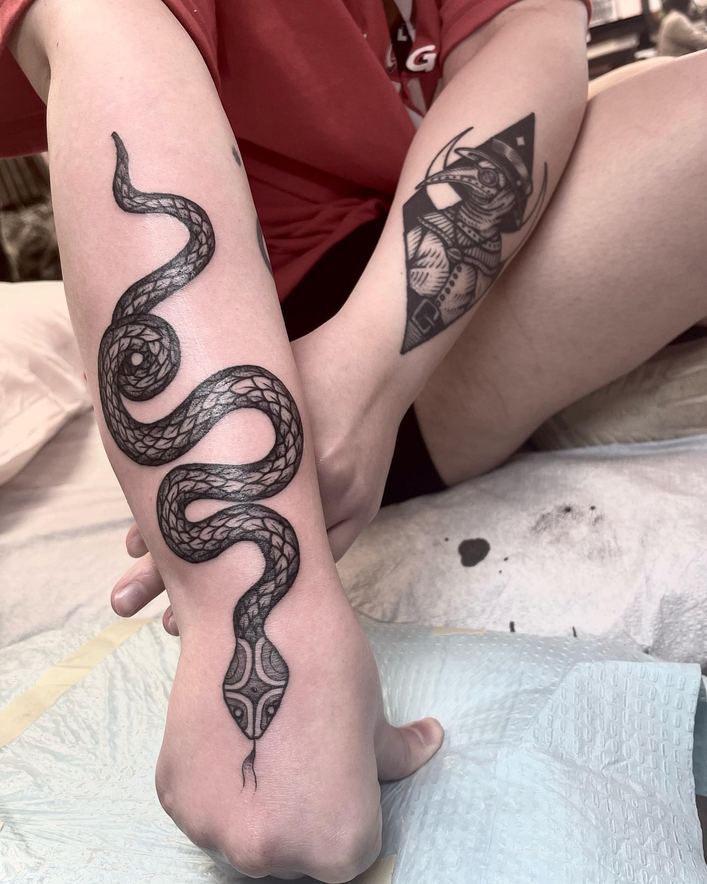 Tattoo by @jasonryantattoos — black_and_grey