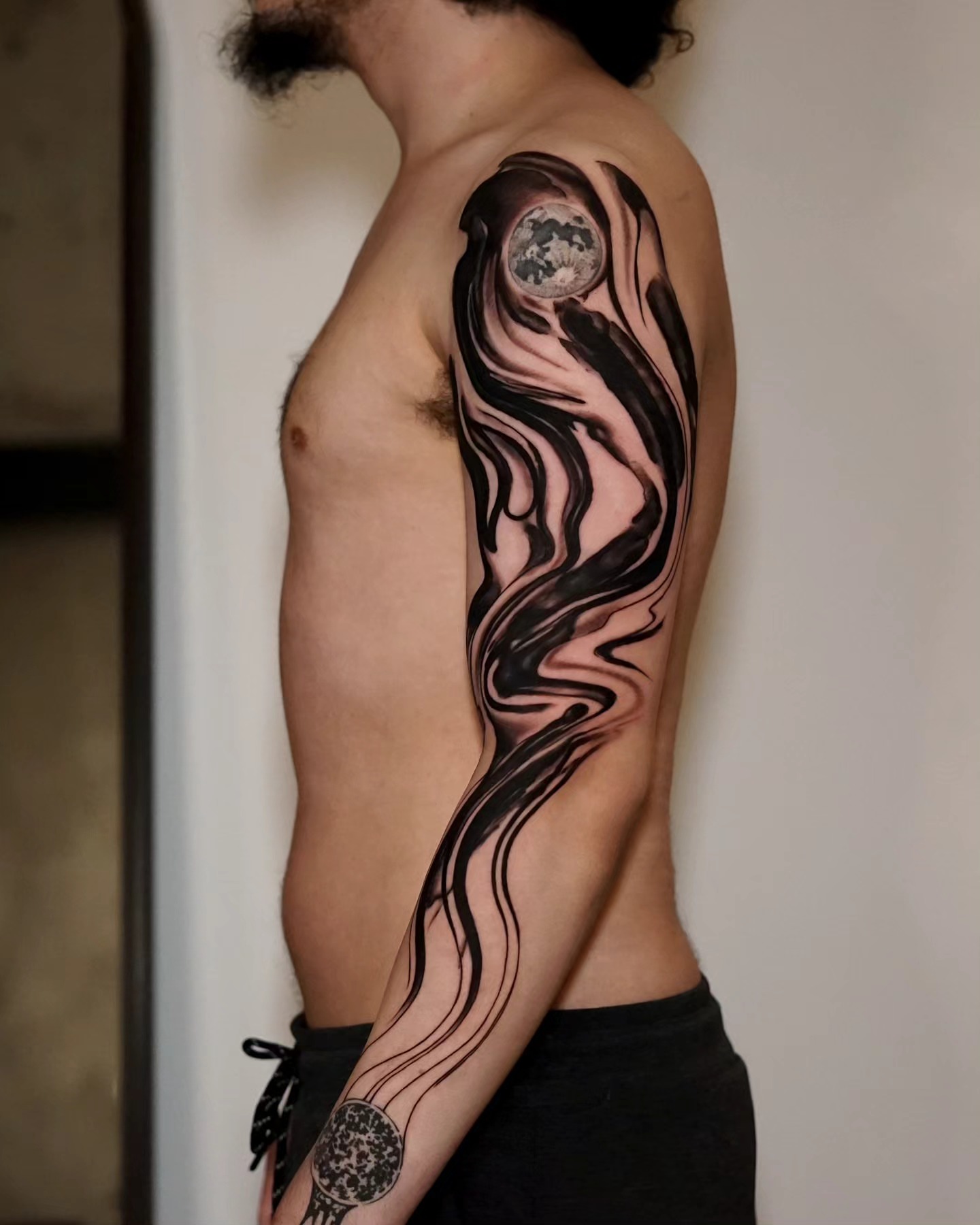 Tattoo by @jaer_tattoo — black_and_grey