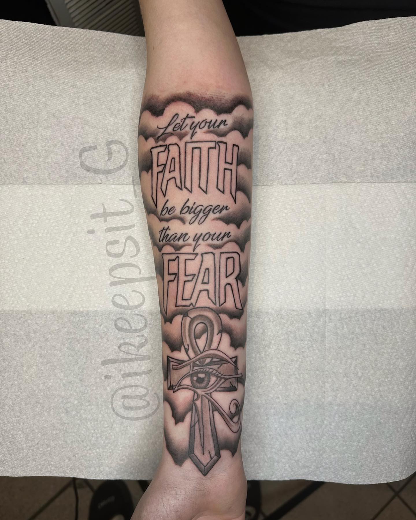 Tattoo by @ikeepsit_g — black_and_grey