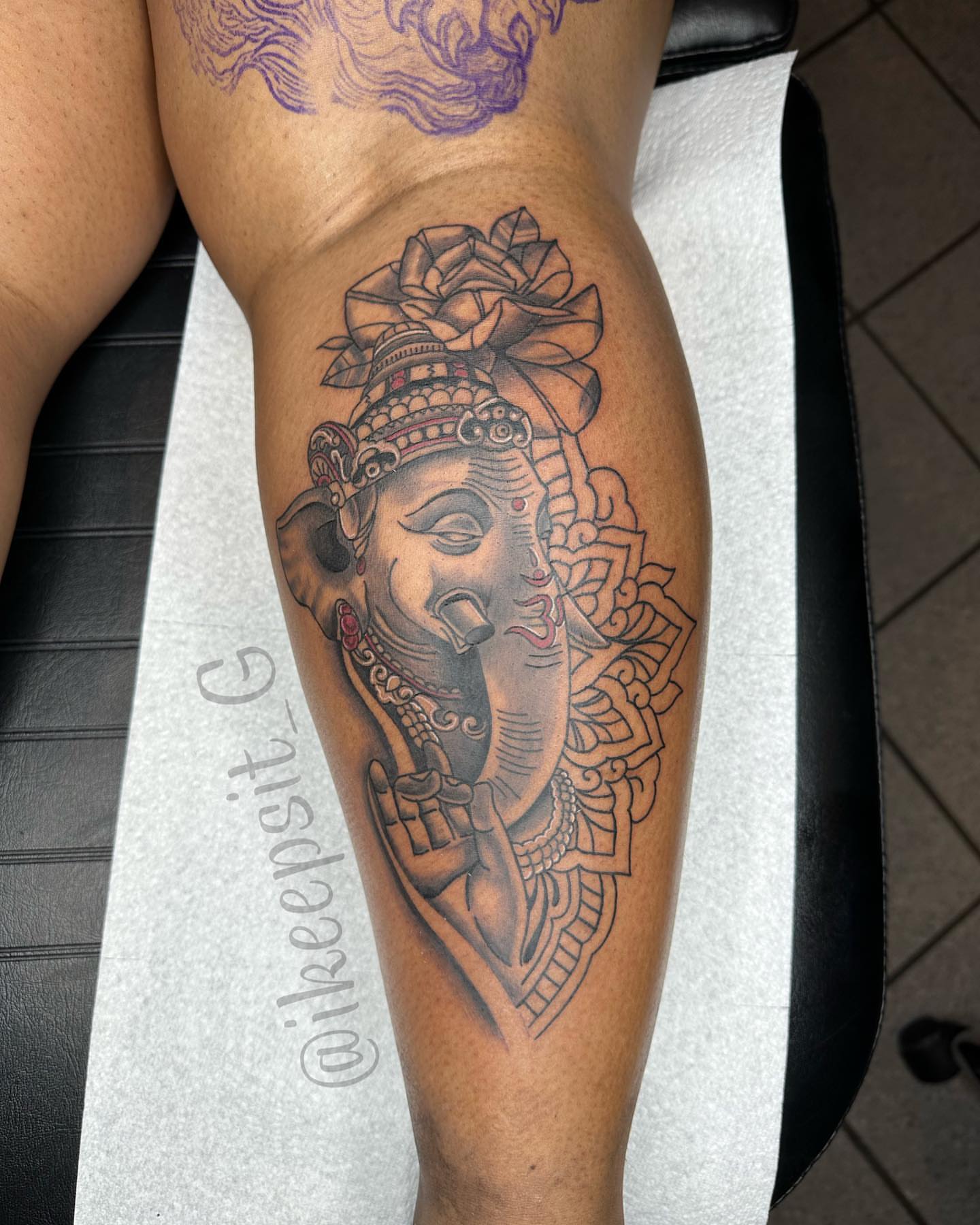 Tattoo by @ikeepsit_g — black_and_grey