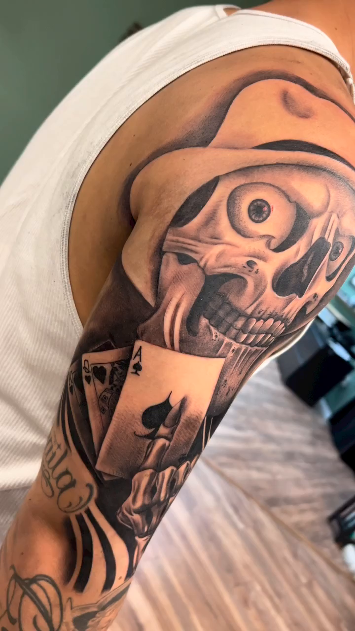 Tattoo by @saeso___ — realism, black_and_grey