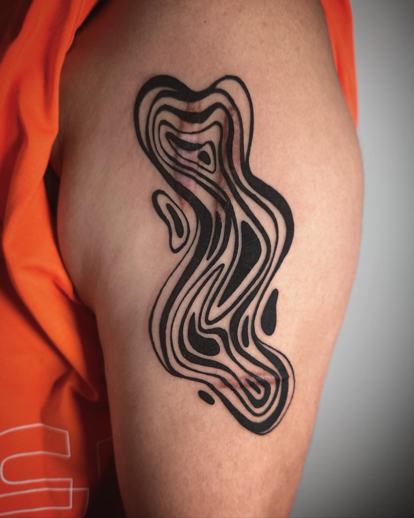 Tattoo by @stephaniessart — black_and_grey