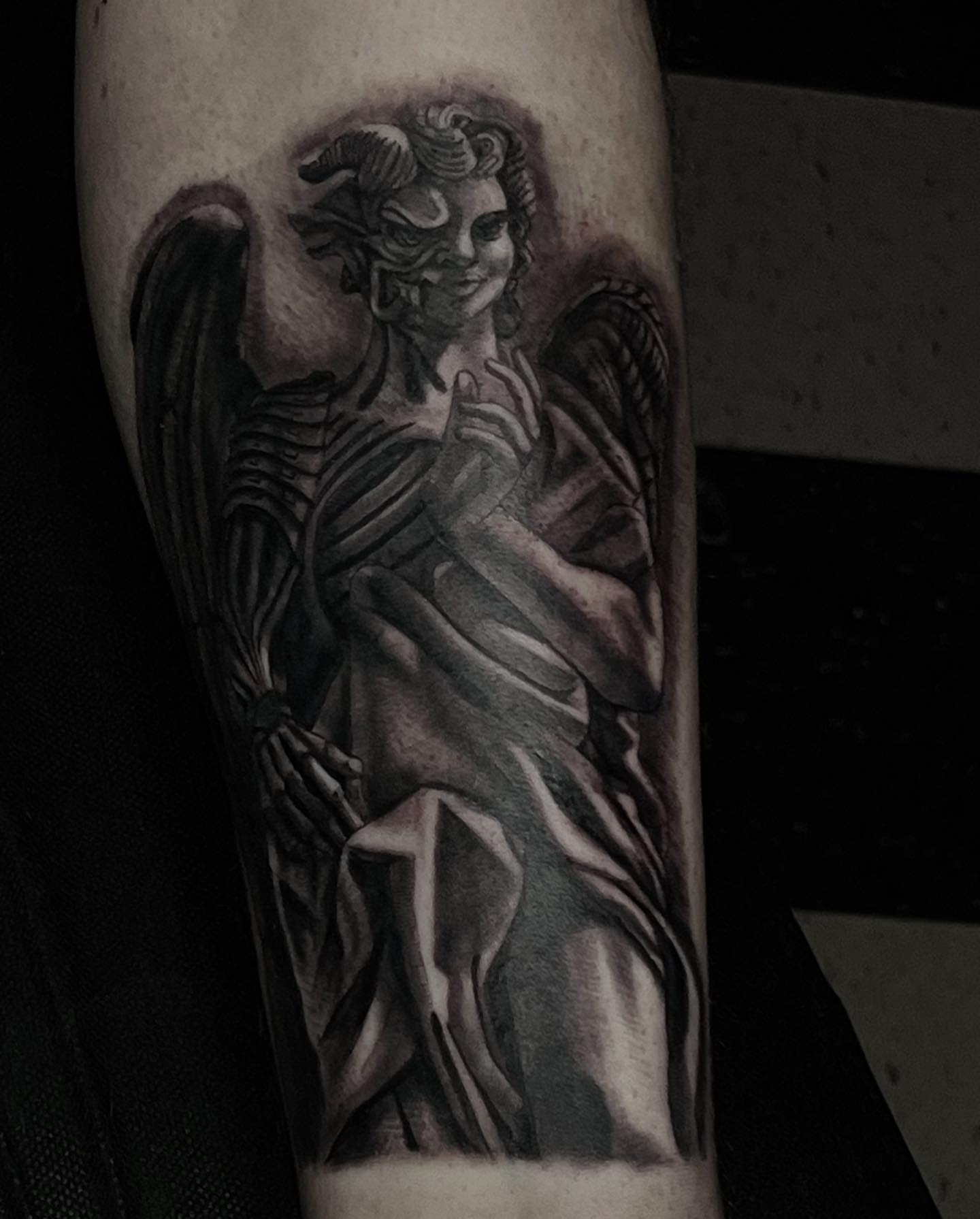 Tattoo by @issaacmontana — black_and_grey, realism