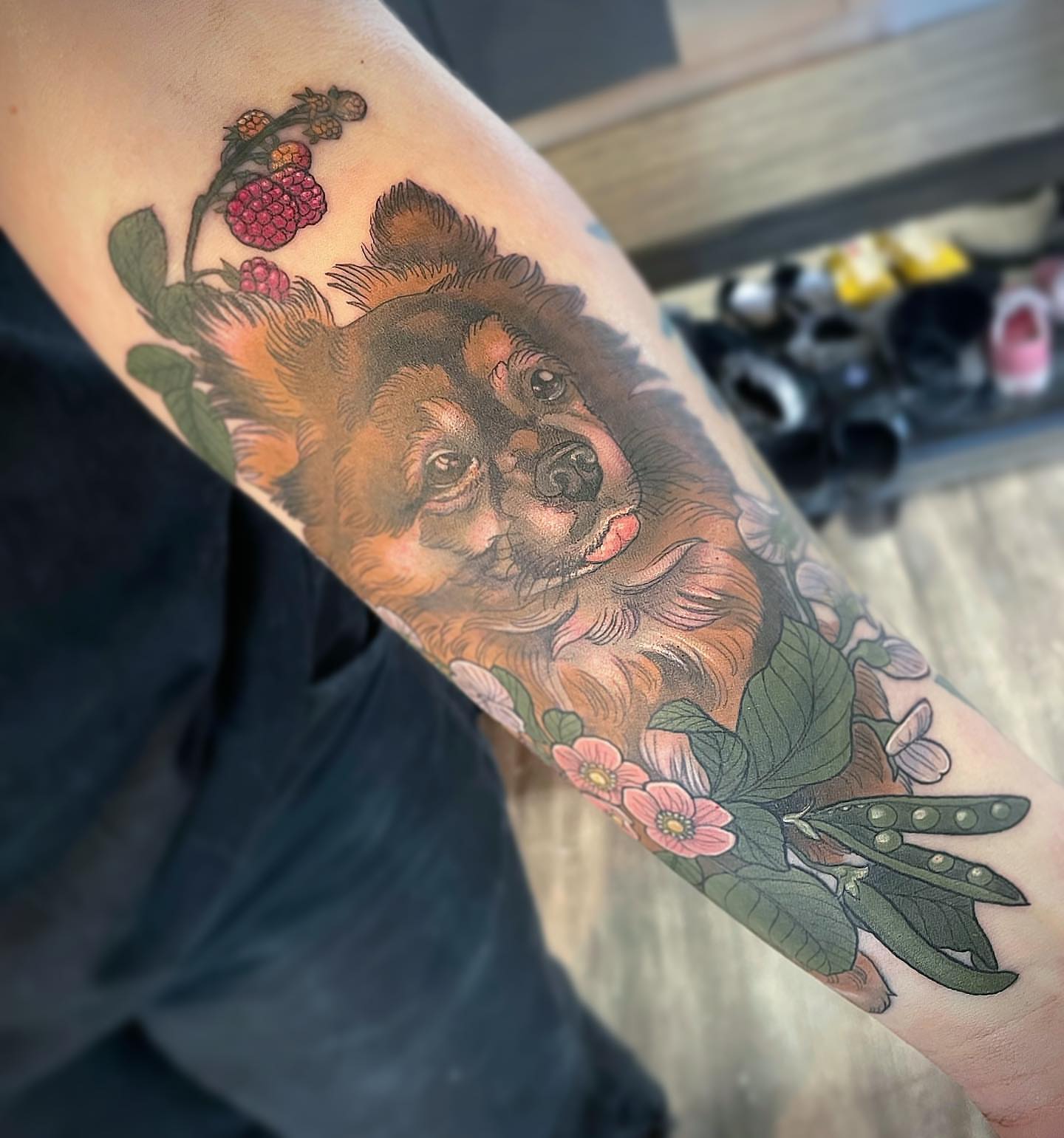 Tattoo by @missautumndancer — realism