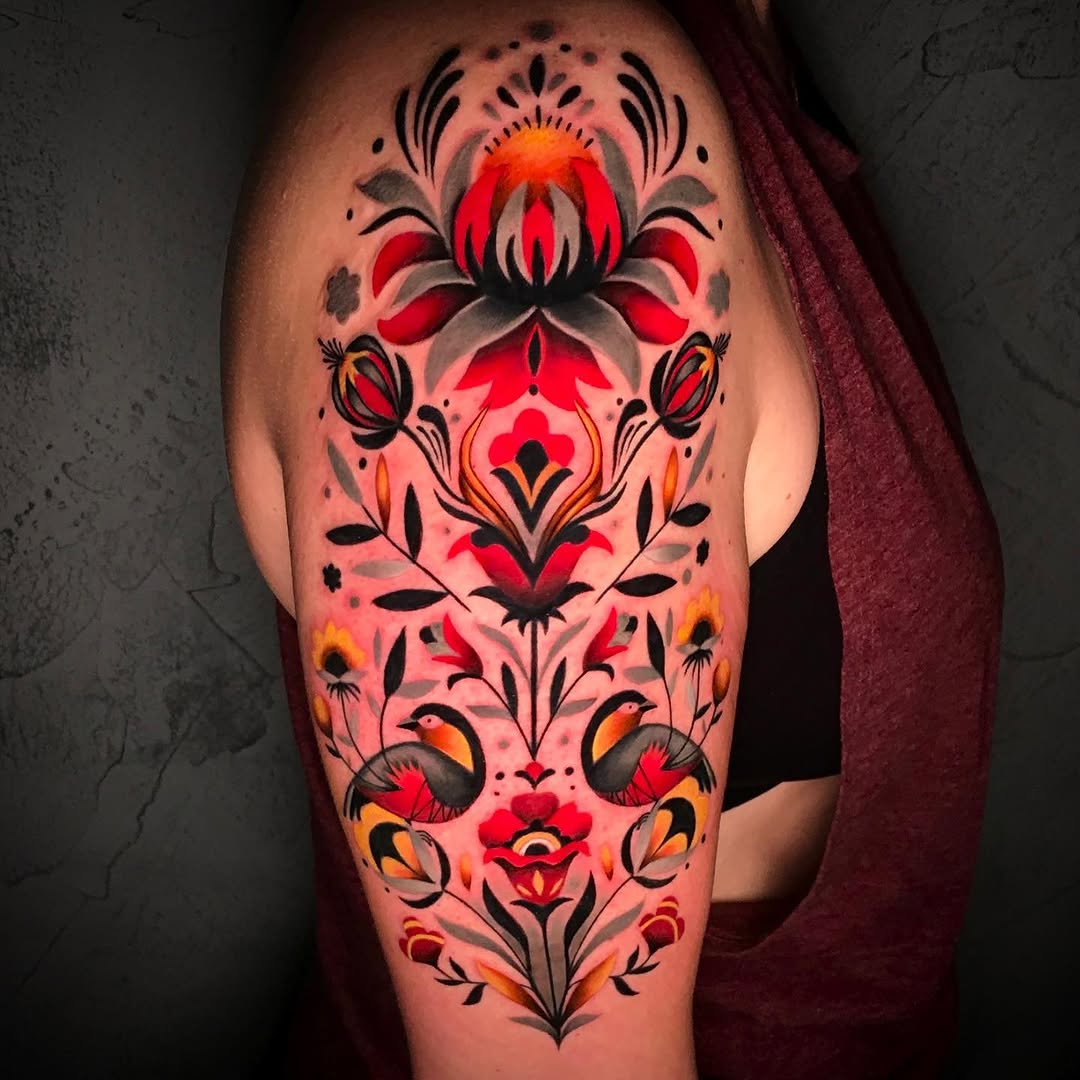 Tattoo by @ray.tattooer — neo_traditional, ornamental