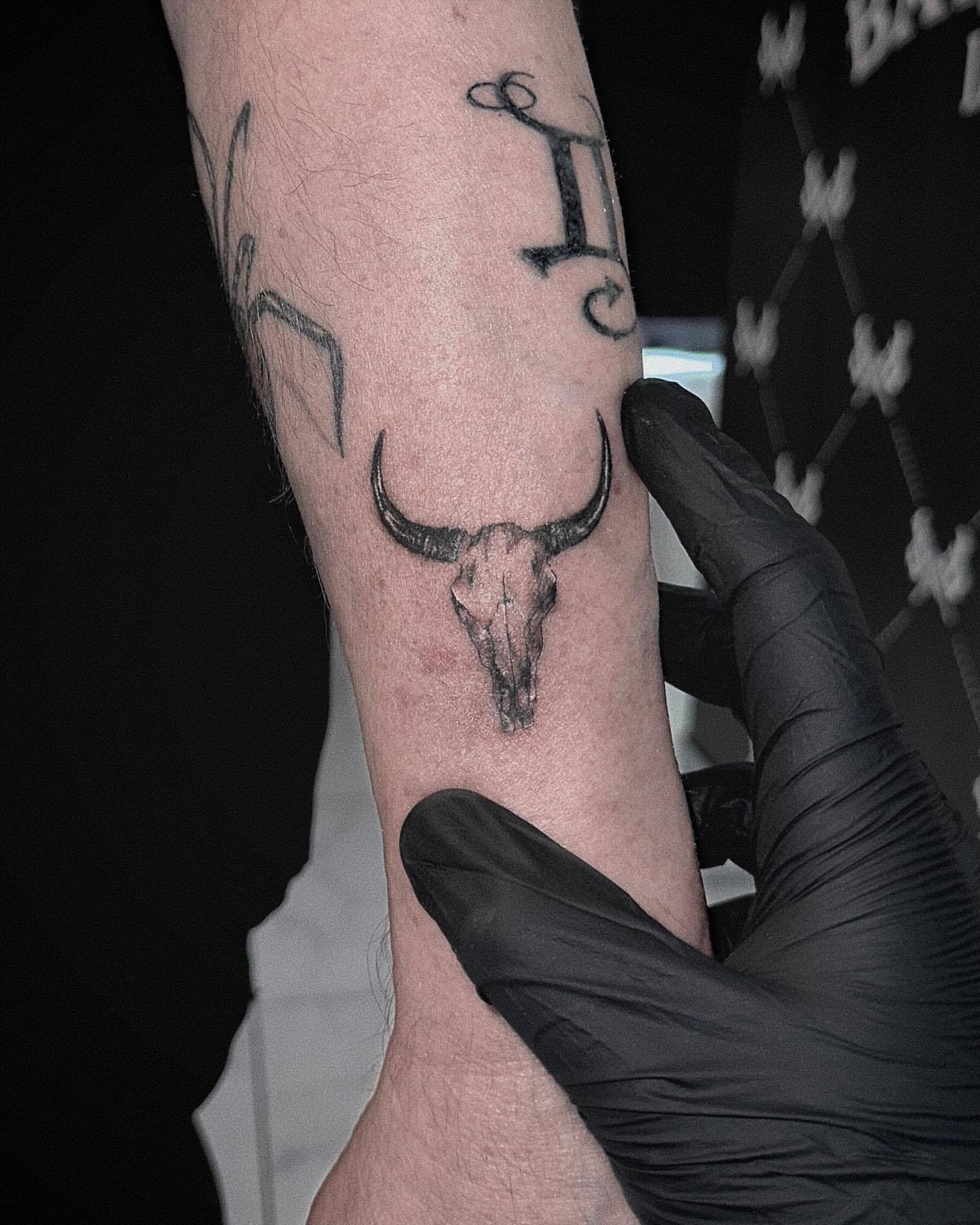 Tattoo by @ron.alvarez_tattoo — black_and_grey
