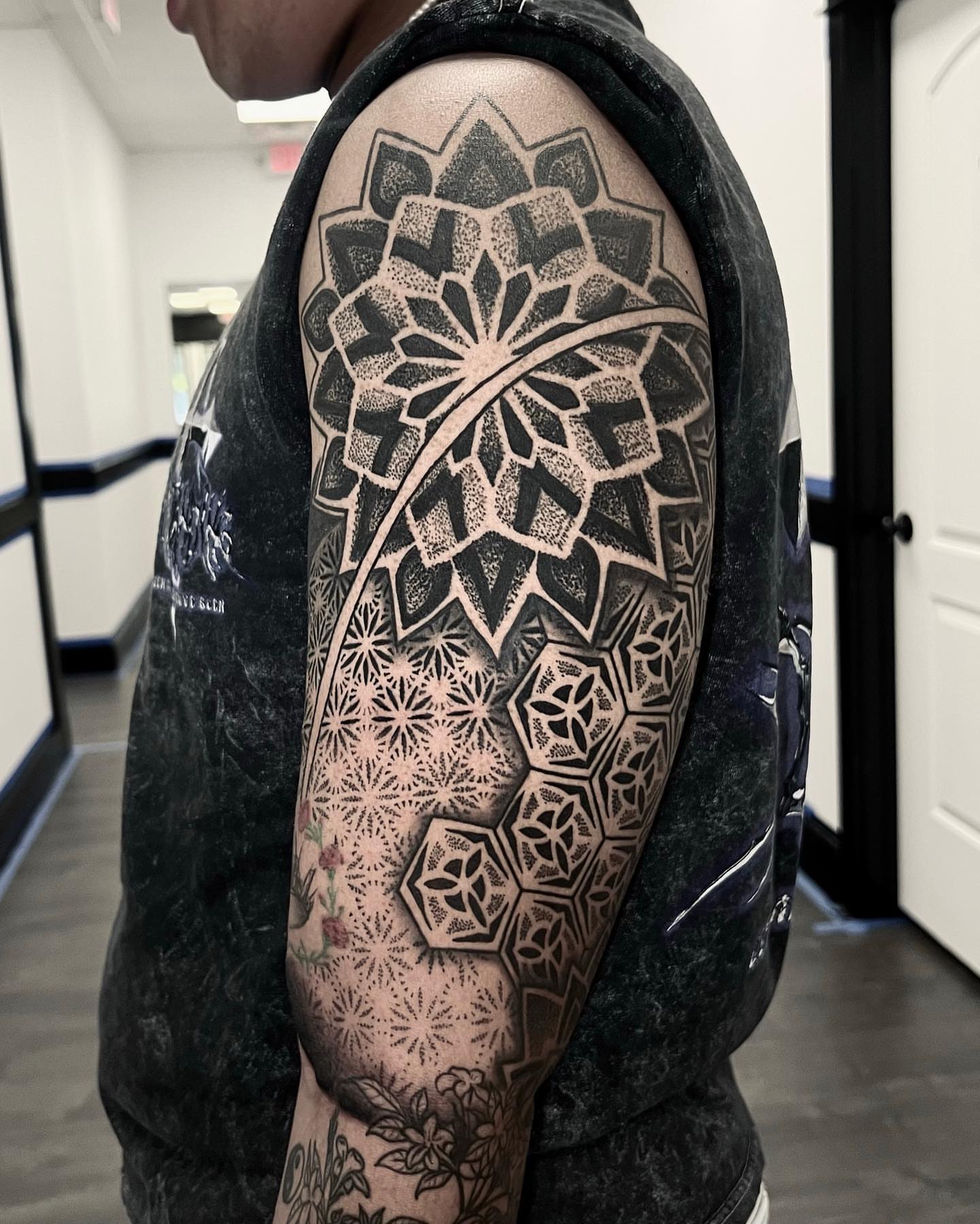 Tattoo by @inkedbypanezo — dotwork, geometric
