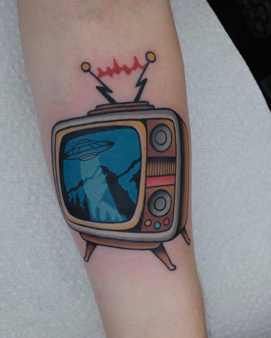 Tattoo by @jamesmaxwelltattoos — american_traditional