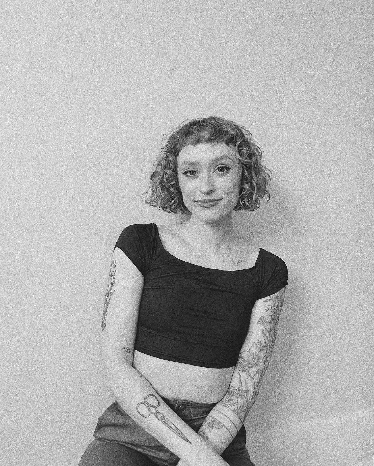 Scissors black and grey tattoo on the upper arm by savannah ★ ( previously feralratbabe )