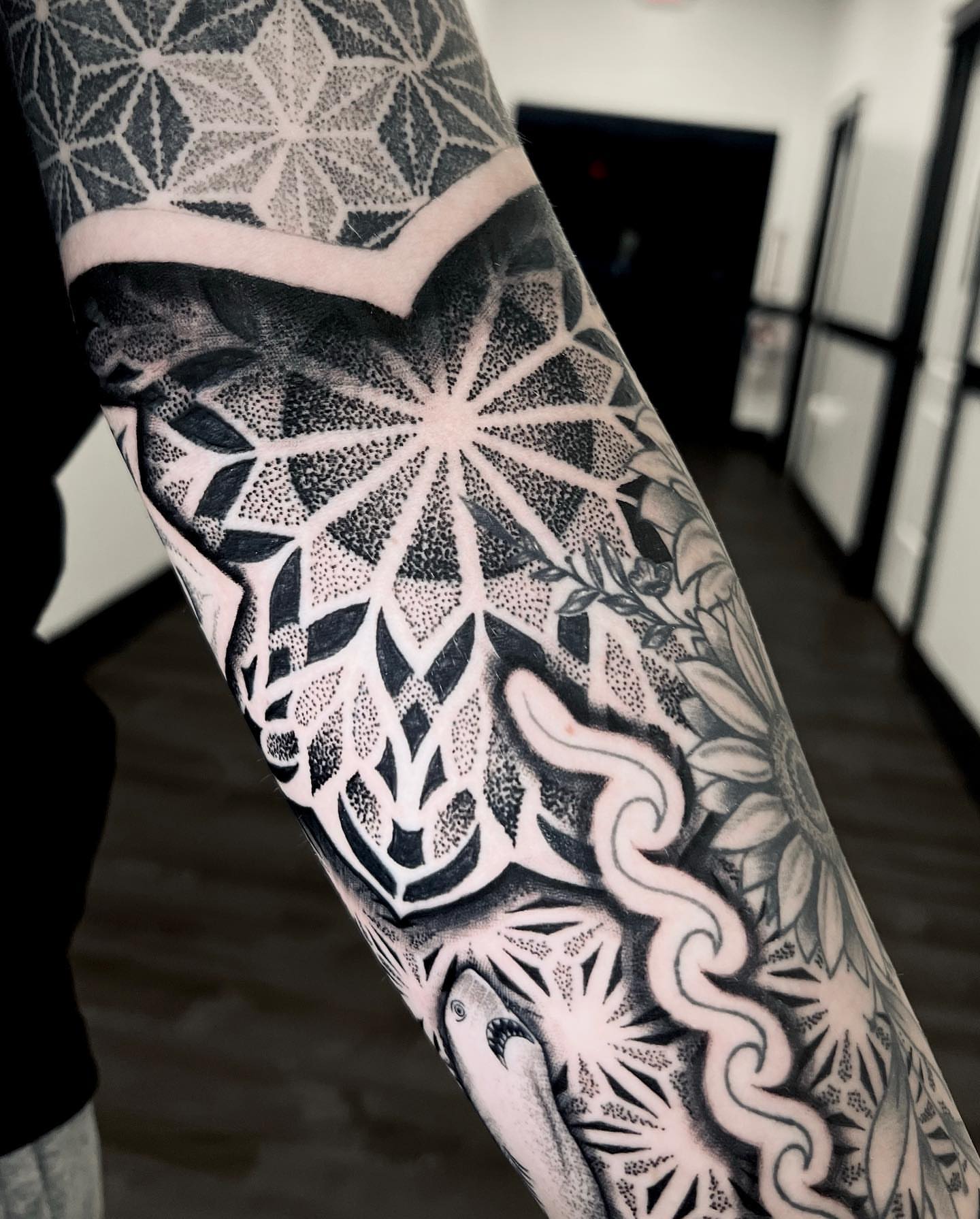 Tattoo by @inkedbypanezo — dotwork, geometric