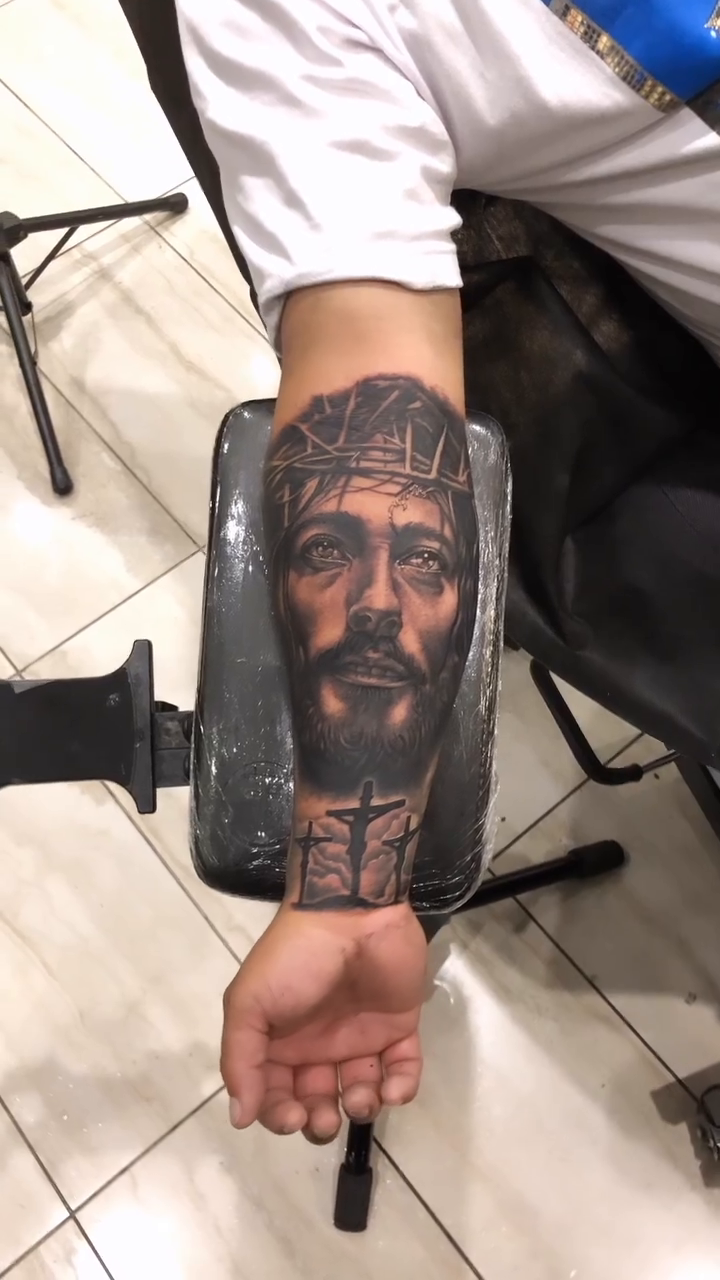 Jesus Christ portrait realism tattoo by Danny Rodriguez