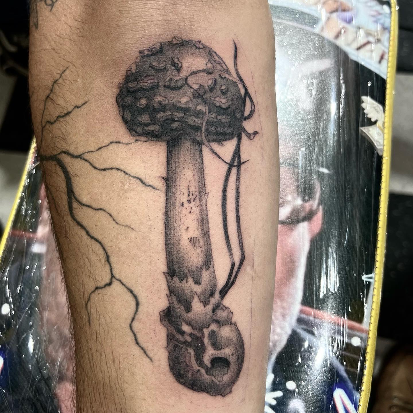 Tattoo by @issaacmontana — black_and_grey, realism