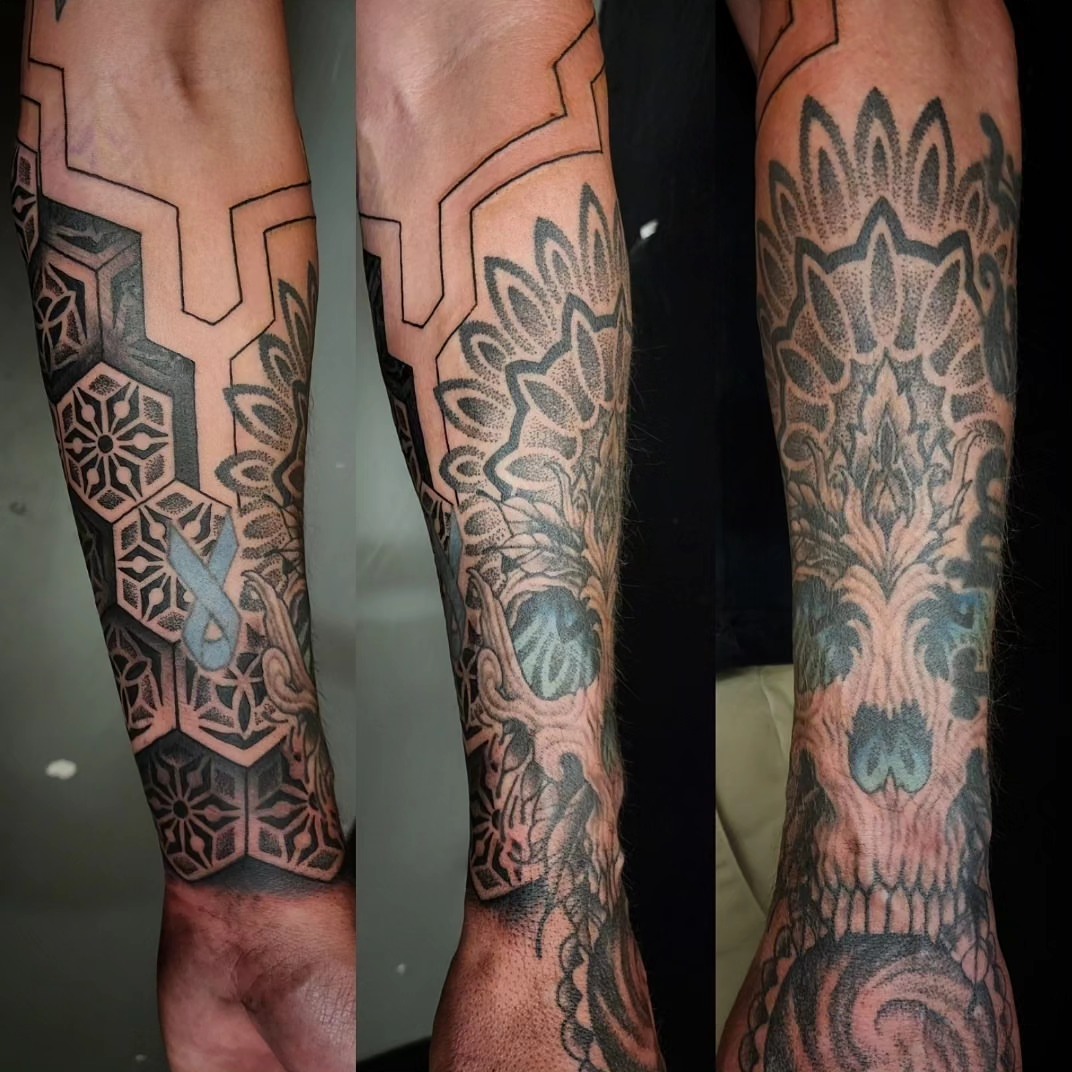Tattoo by @junkyardyouth — geometric