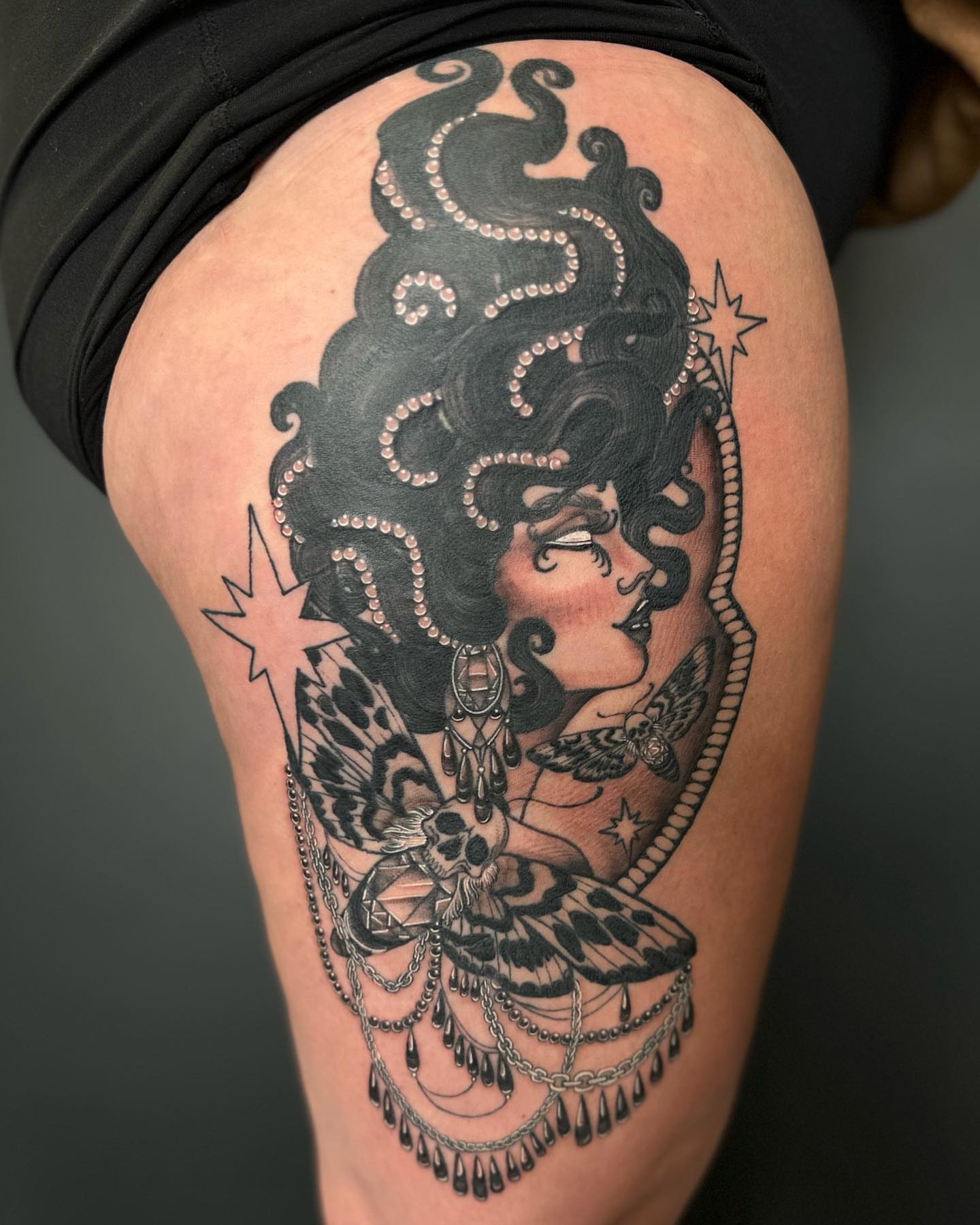Woman with wings American traditional tattoo on the thigh by 𝕵𝖊𝖘𝖘𝖆 𝕭𝖎𝖌𝖊𝖑𝖔𝖜, Harrison, New Jersey