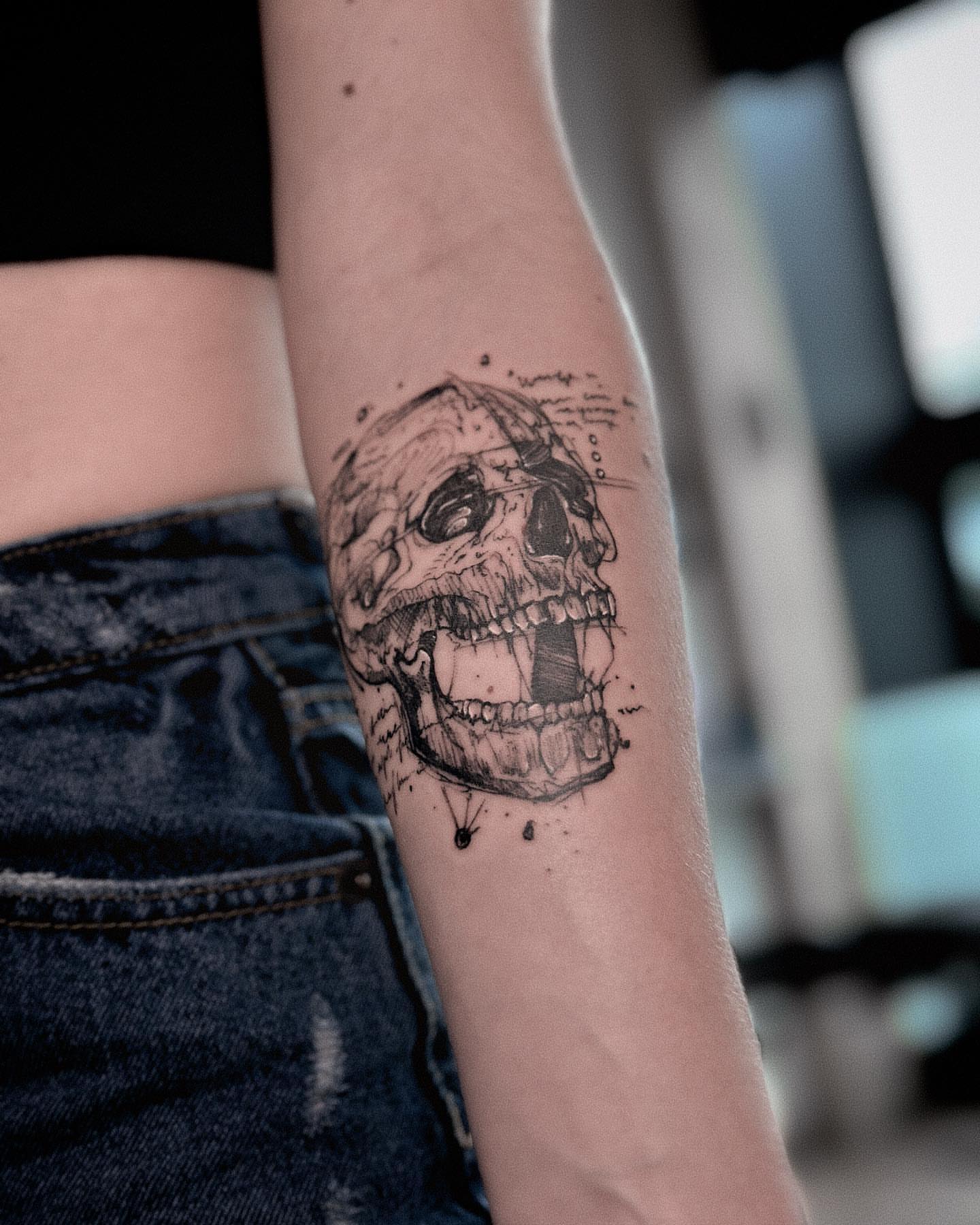 Tattoo by @ron.alvarez_tattoo — dotwork, realism