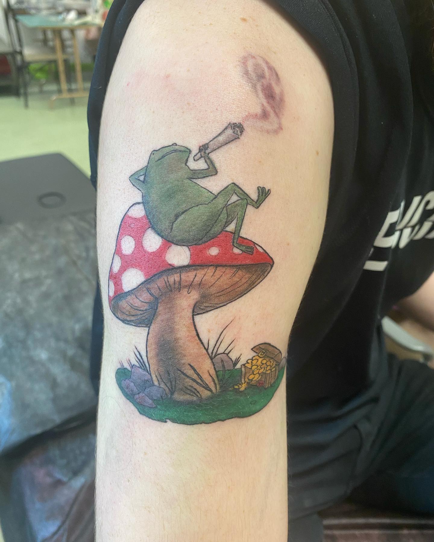 Tattoo by @tattyblasting — realism