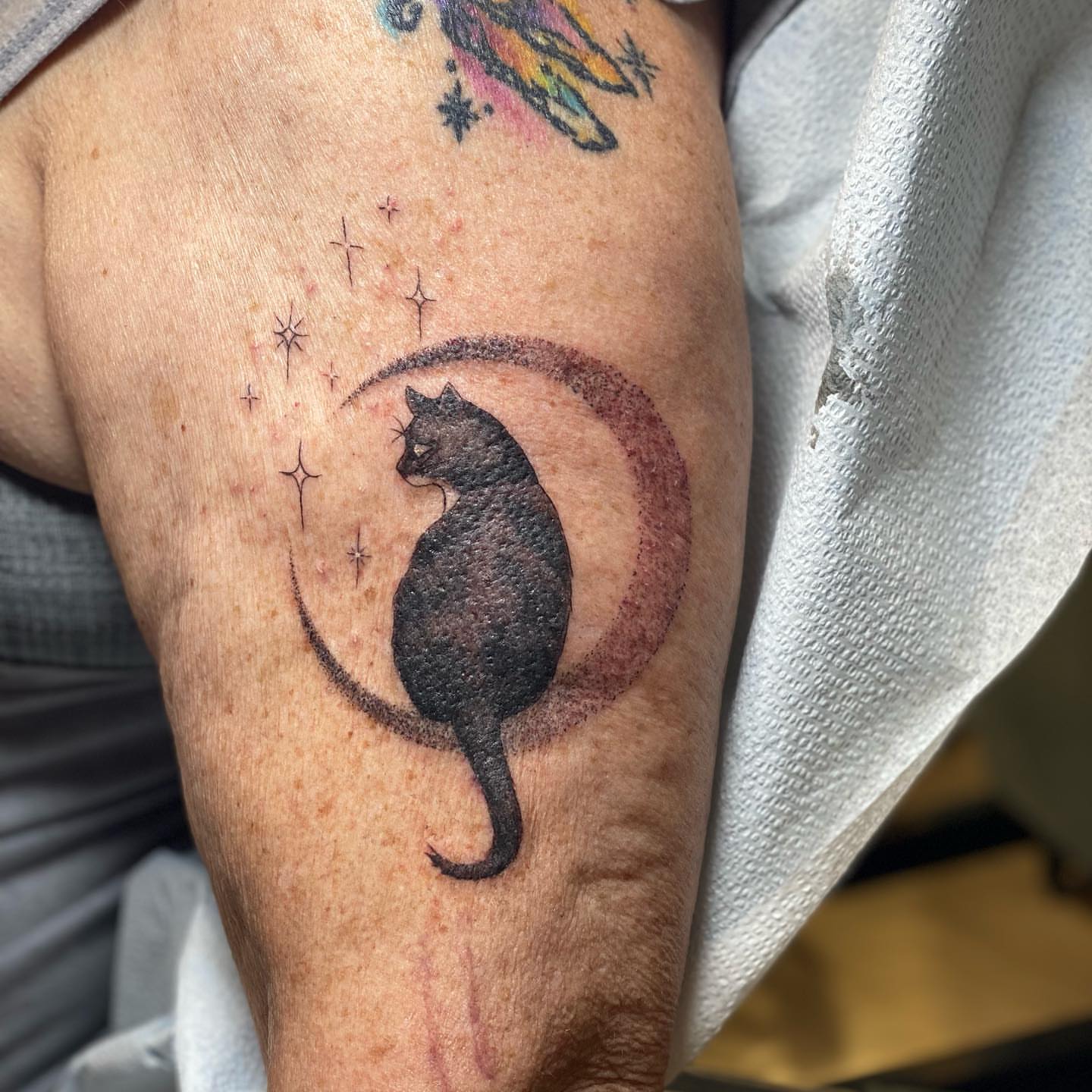 Tattoo by @alleybangarang — black_and_grey