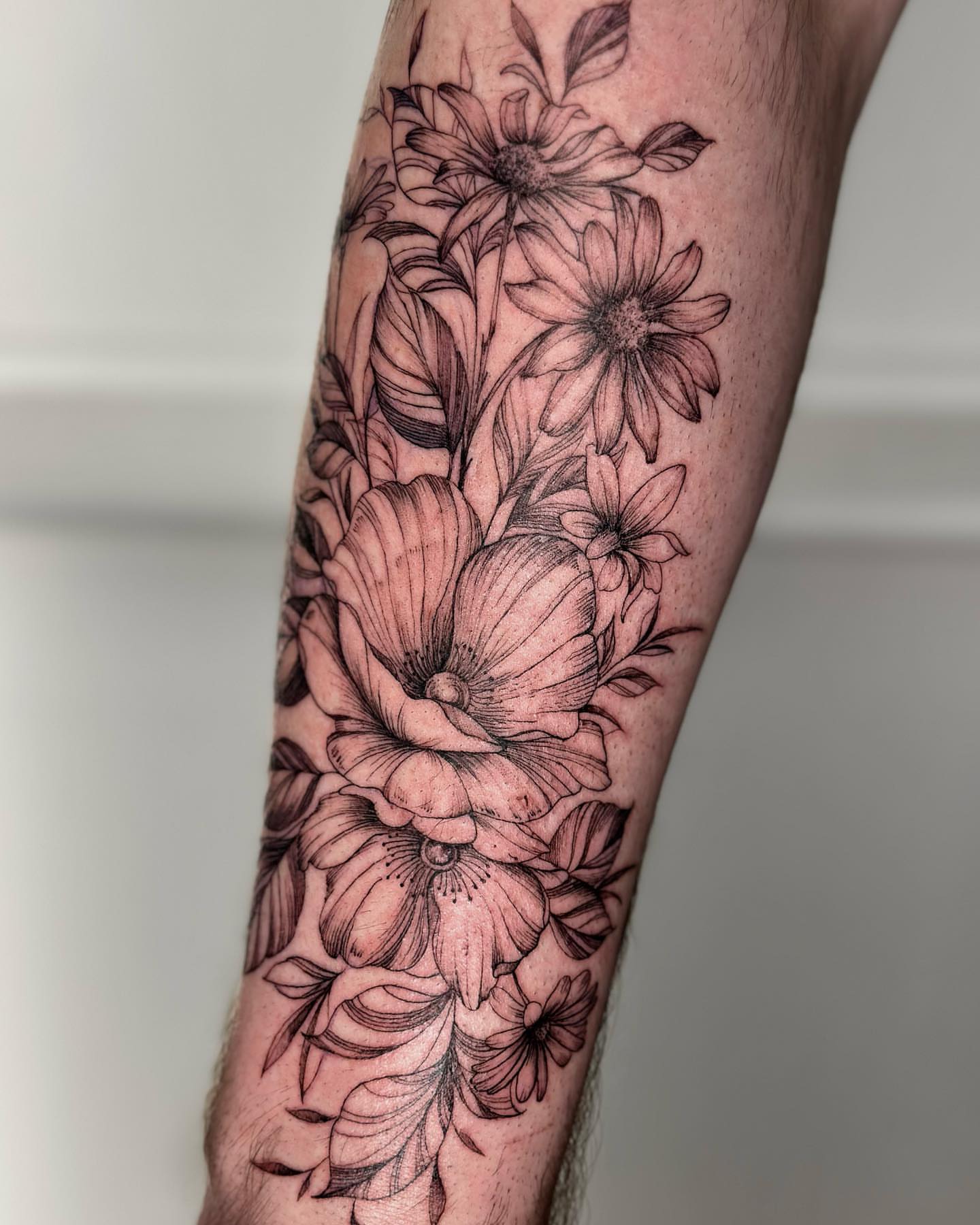 Tattoo by @t.ffanystudio โ black_and_grey