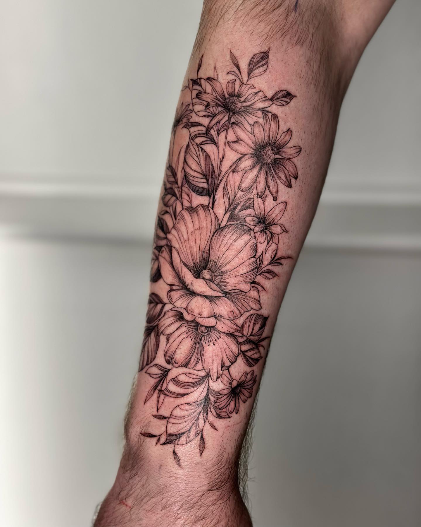 Tattoo by @t.ffanystudio โ black_and_grey