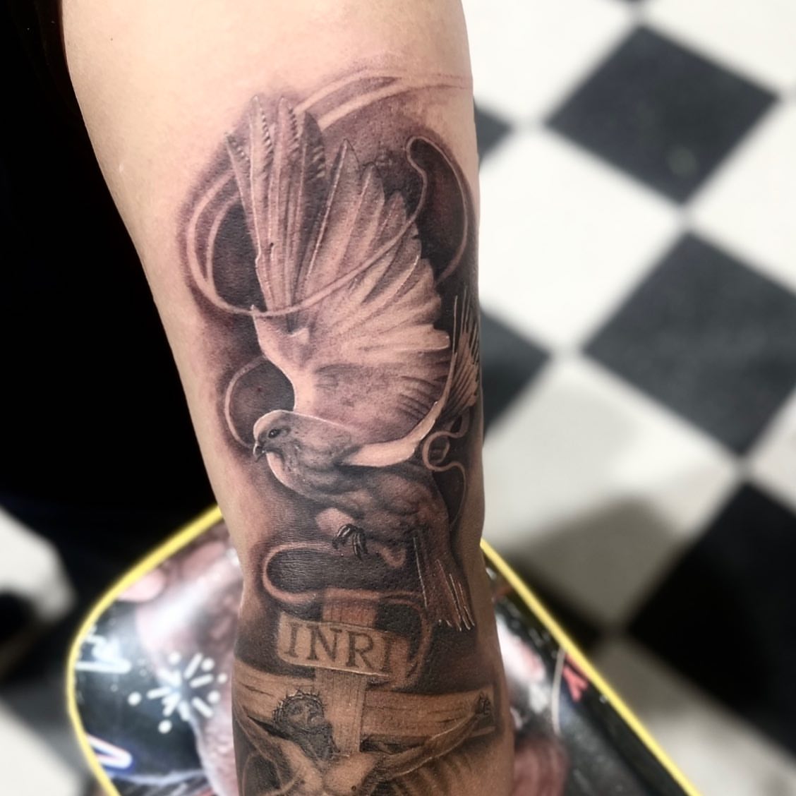 Tattoo by @issaacmontana — black_and_grey, realism