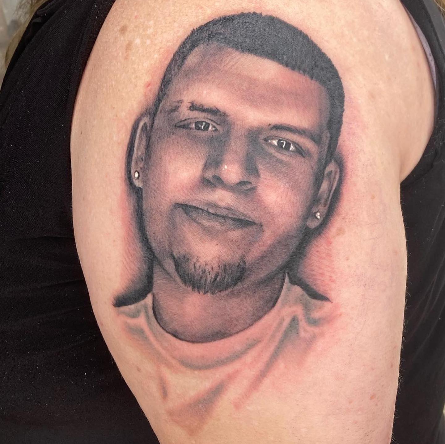 Tattoo by @chunky_tattooer — realism